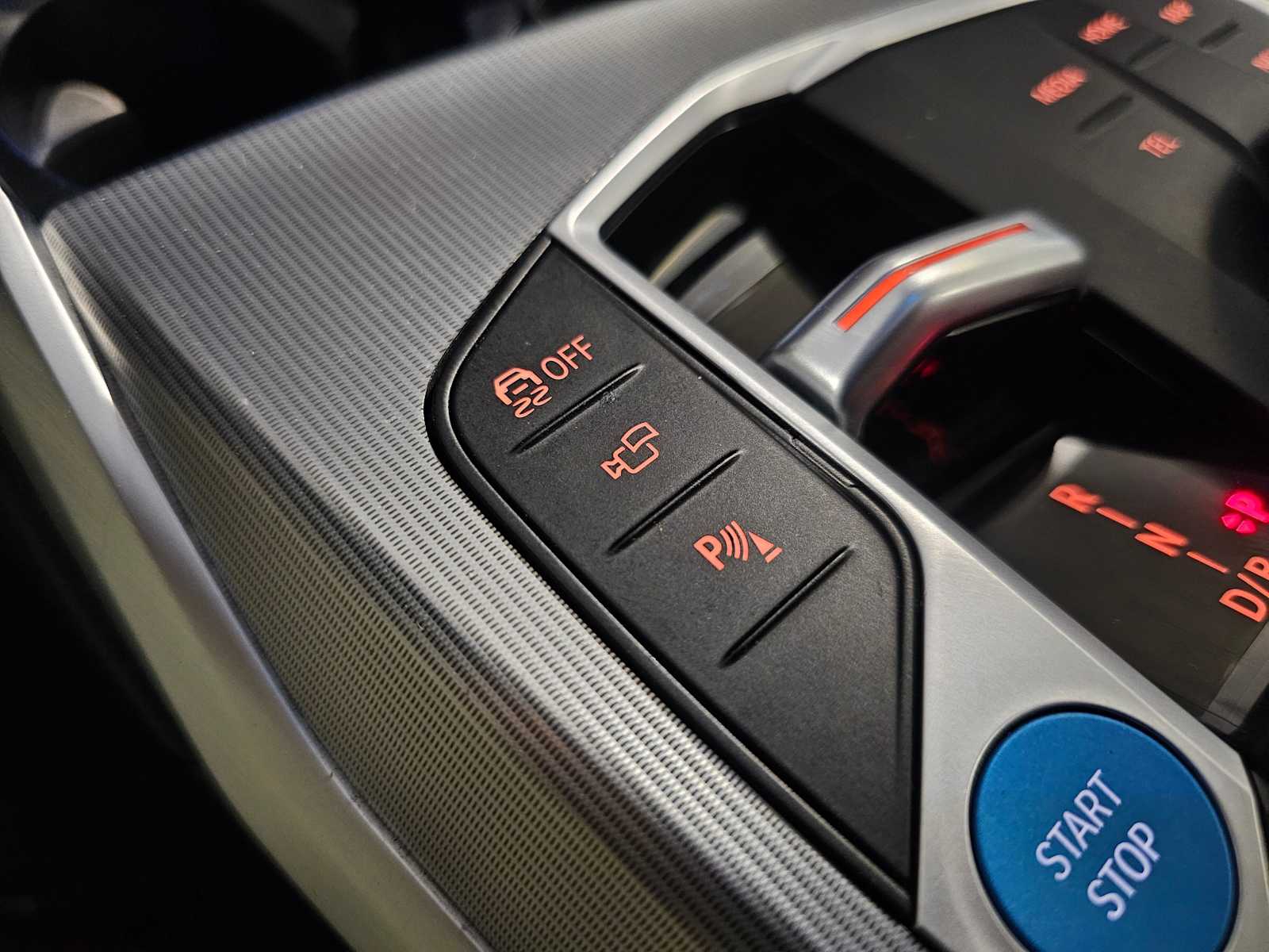 Thumbnail: 2023 BMW i4 - 28