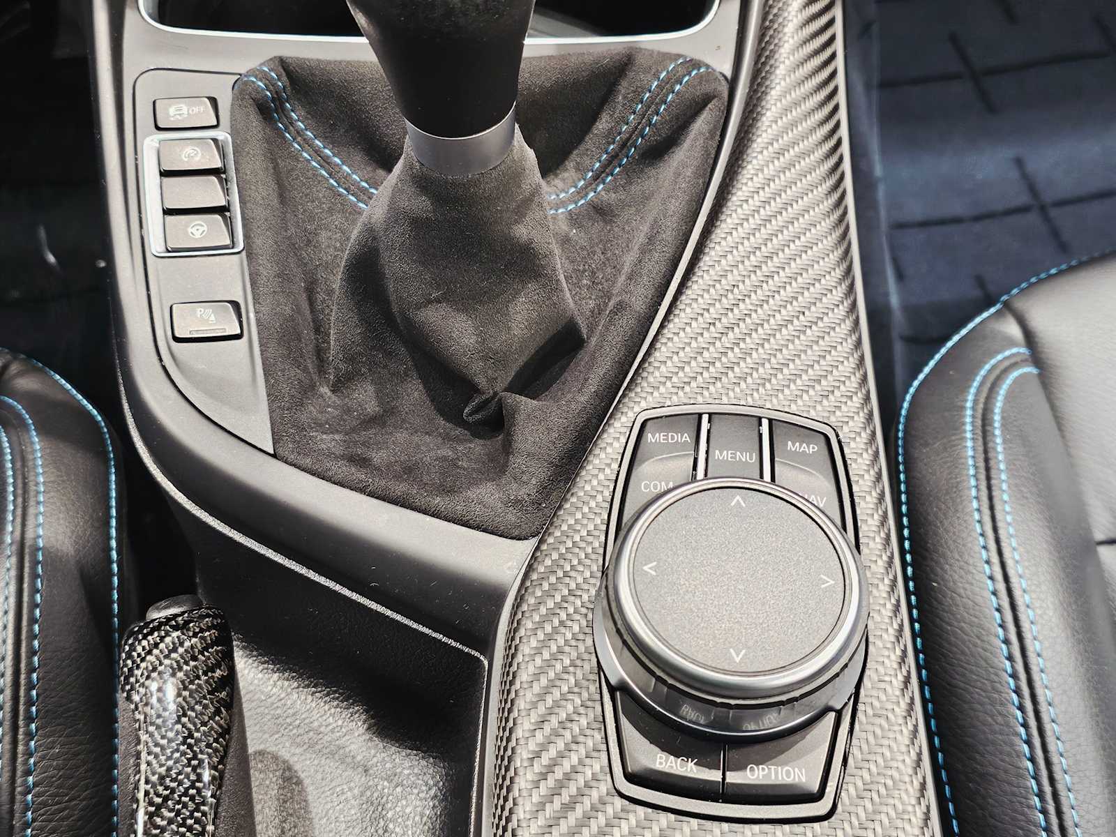 Thumbnail: 2020 BMW M2 - 18