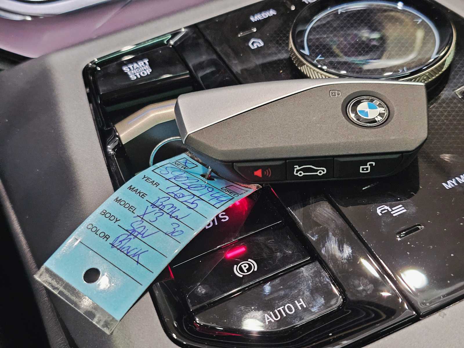 Thumbnail: 2025 BMW X3 - 30