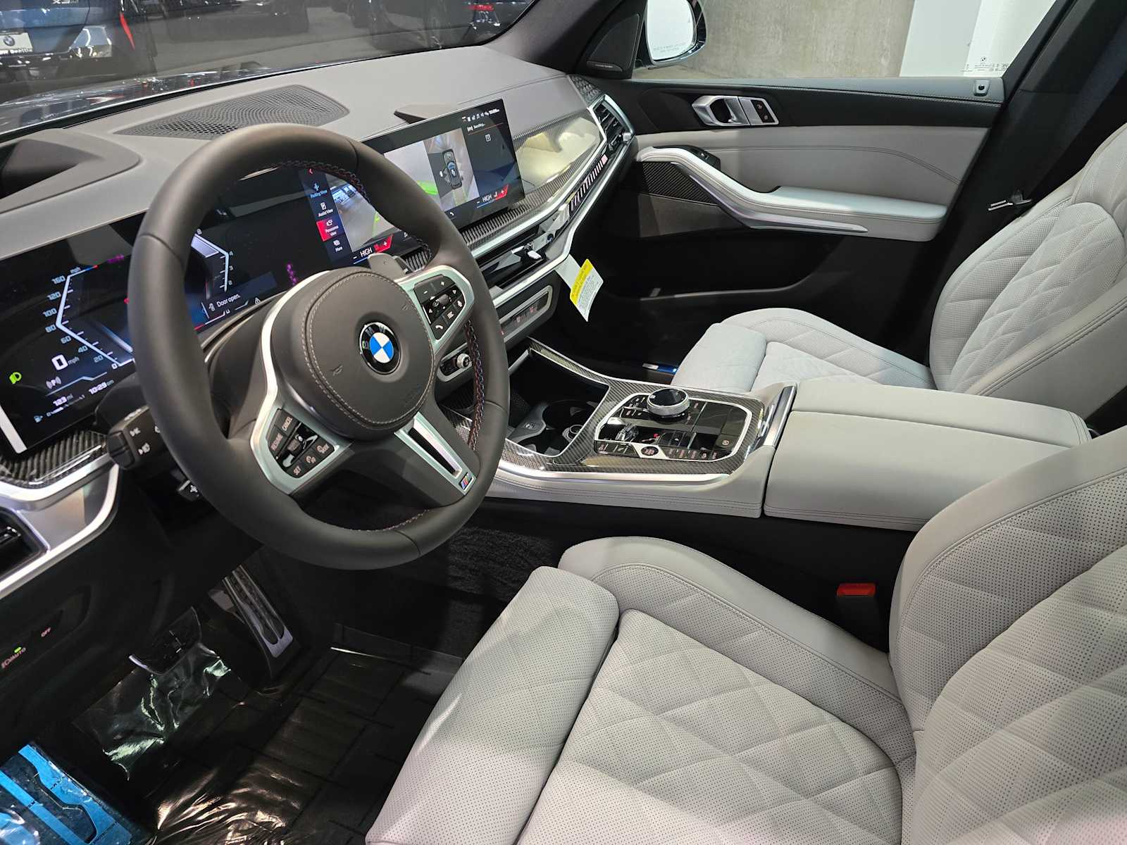 Thumbnail: 2026 BMW X5 - 2