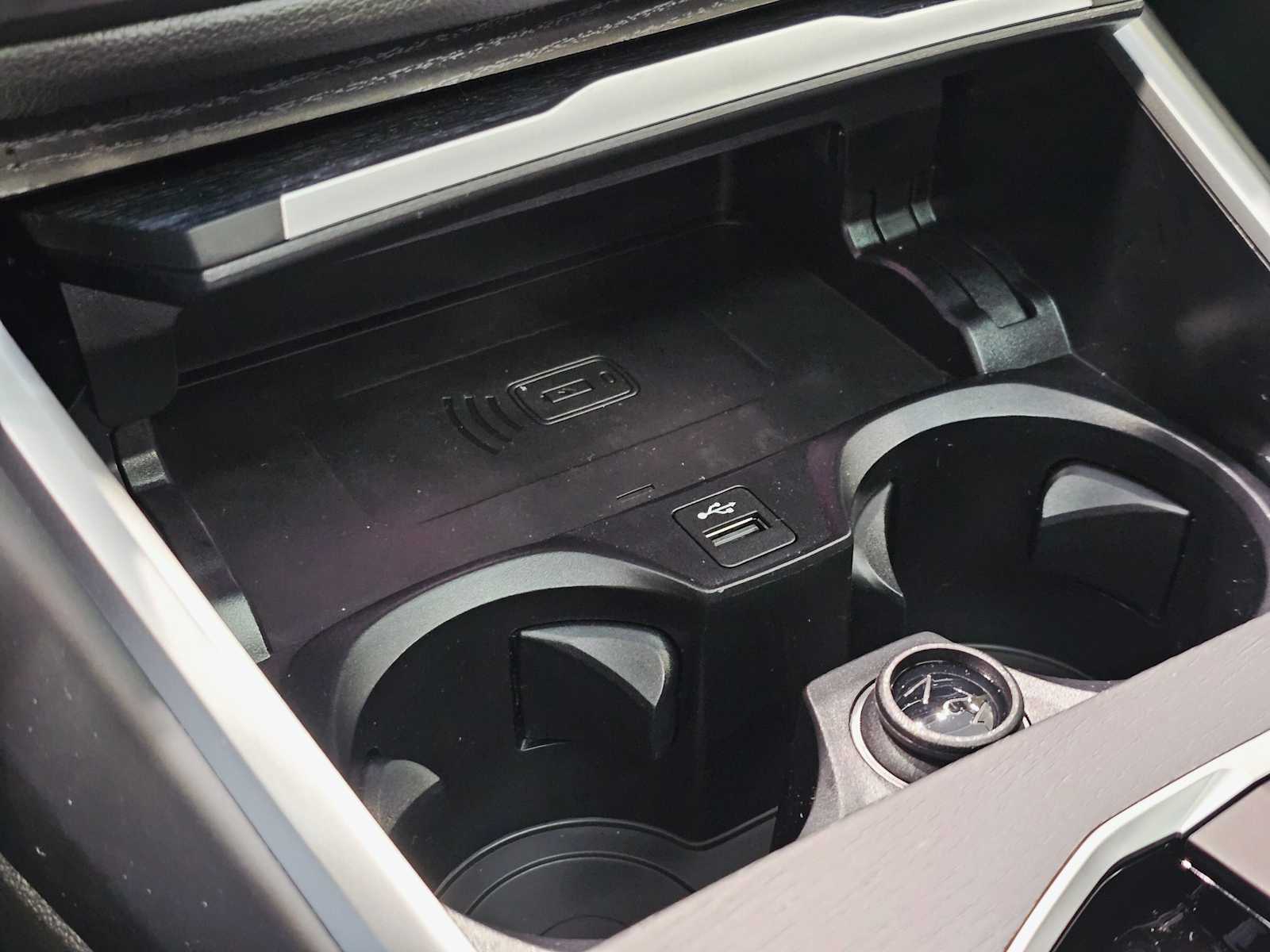 Thumbnail: 2025 BMW 3 Series - 19