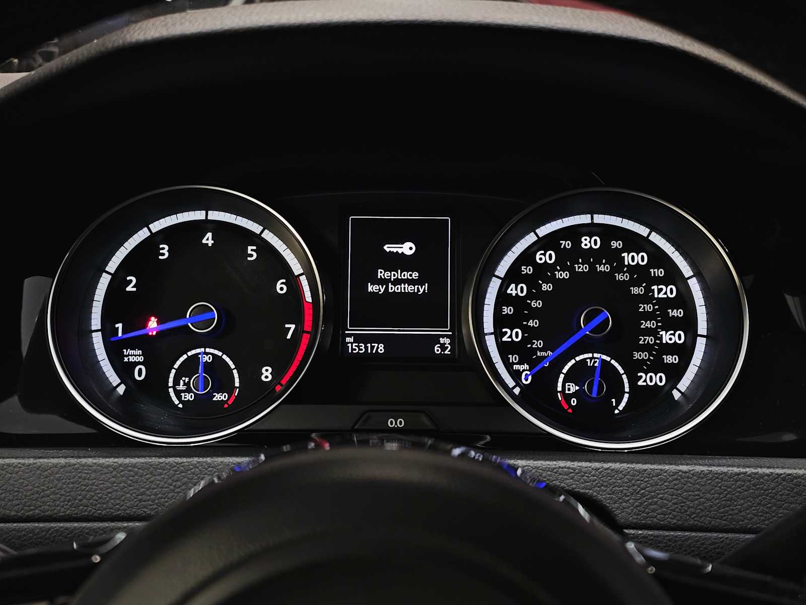 Thumbnail: 2015 Volkswagen Golf - 10