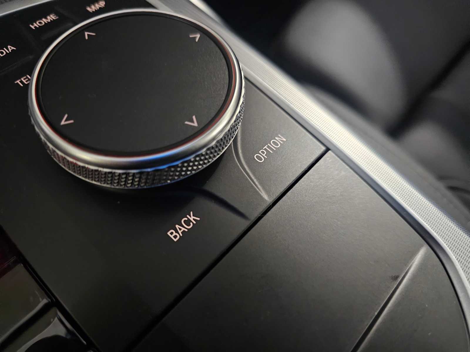 Thumbnail: 2023 BMW i4 - 27