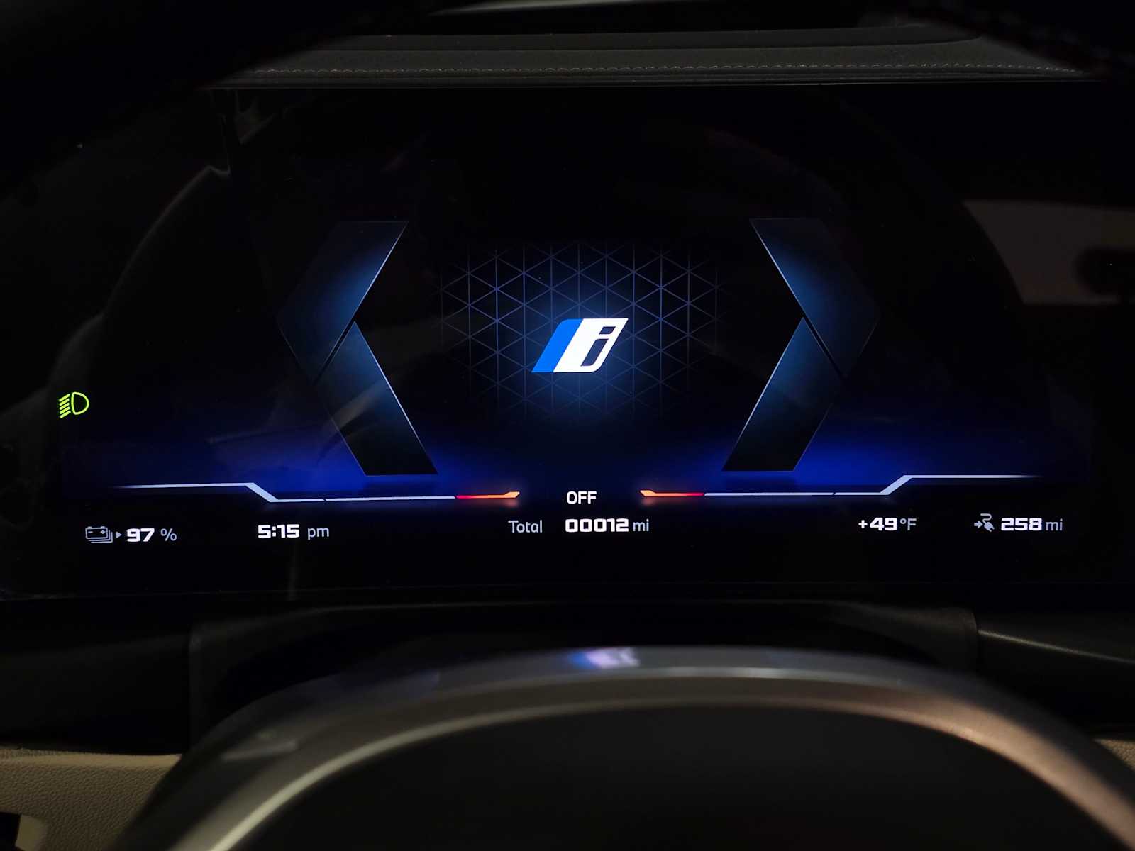 Thumbnail: 2025 BMW i4 - 12