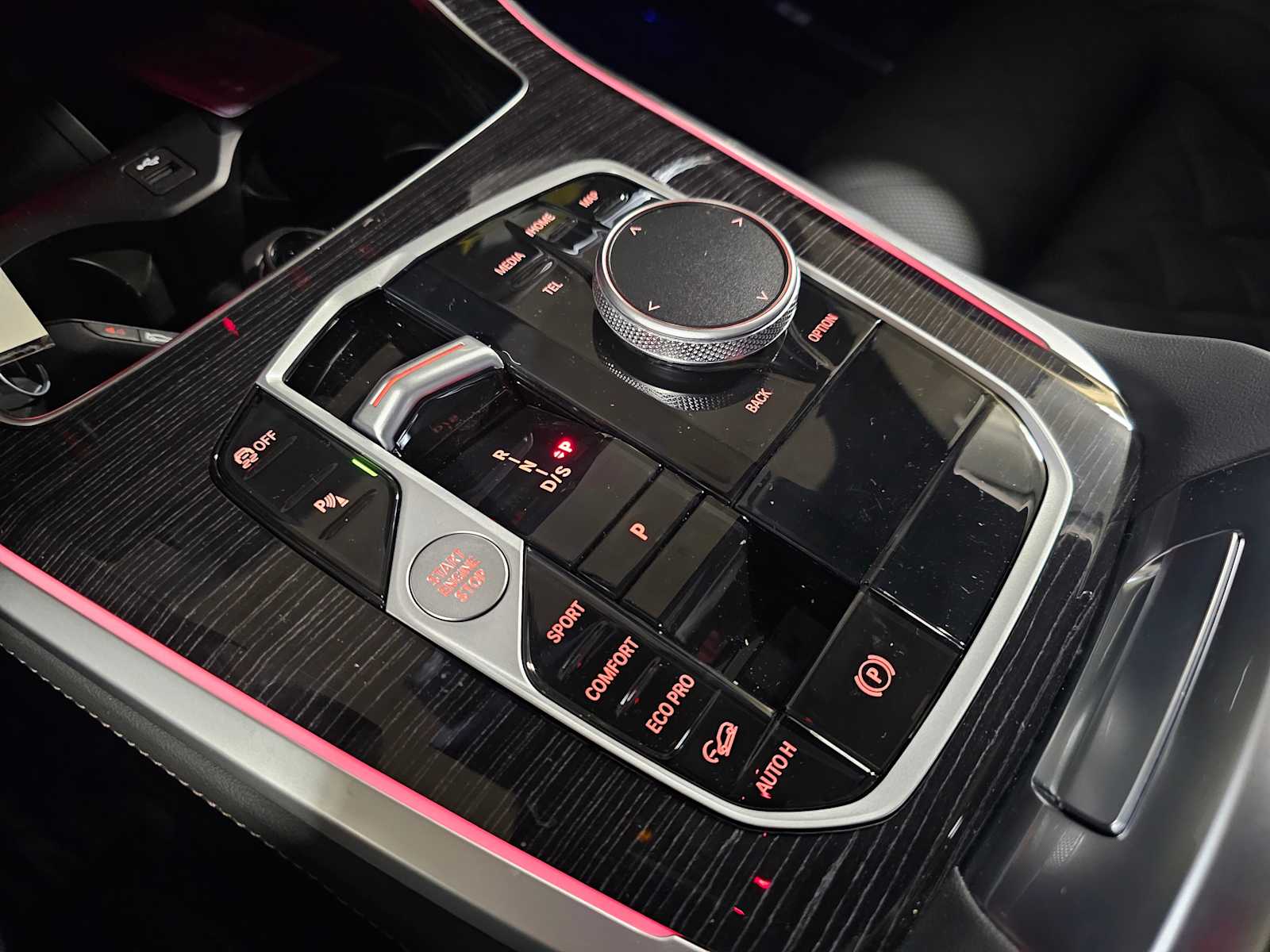Thumbnail: 2026 BMW X5 - 21