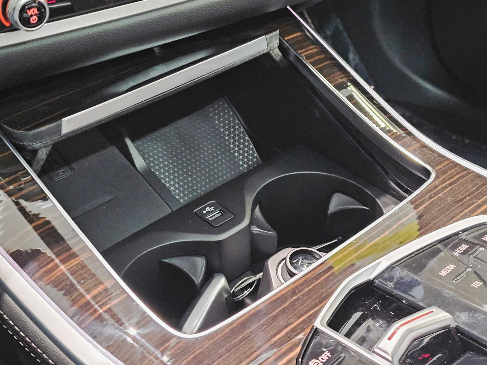 Thumbnail: 2026 BMW X5 - 19