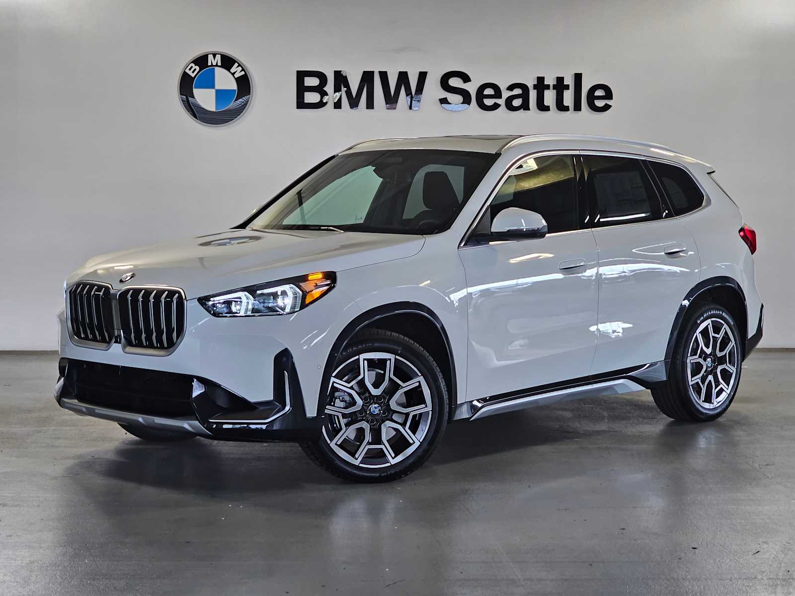 Thumbnail: 2026 BMW X1 - 1