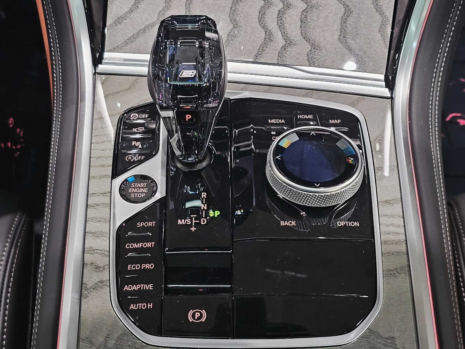 Thumbnail: 2026 BMW 8 Series - 18