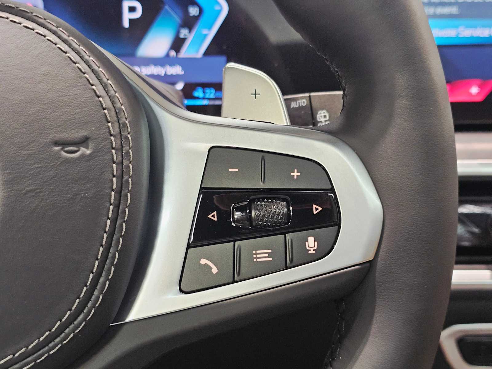 Thumbnail: 2026 BMW X5 - 12