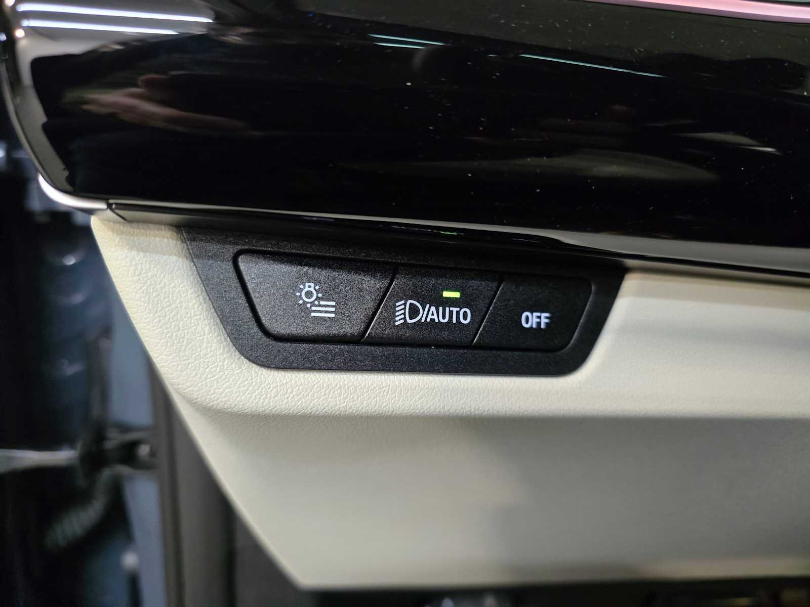 Thumbnail: 2026 BMW X1 - 19