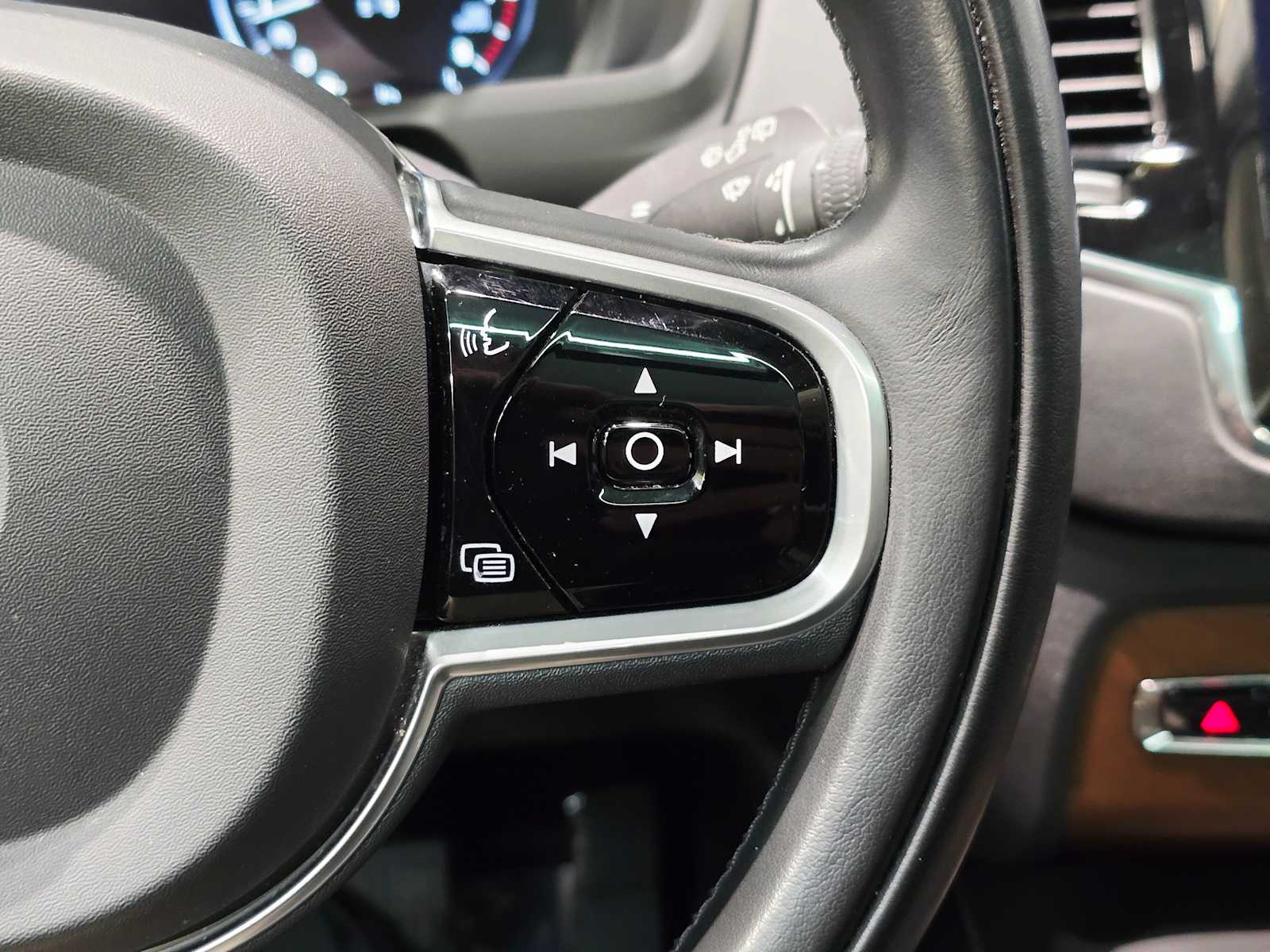 Thumbnail: 2017 Volvo XC90 - 18