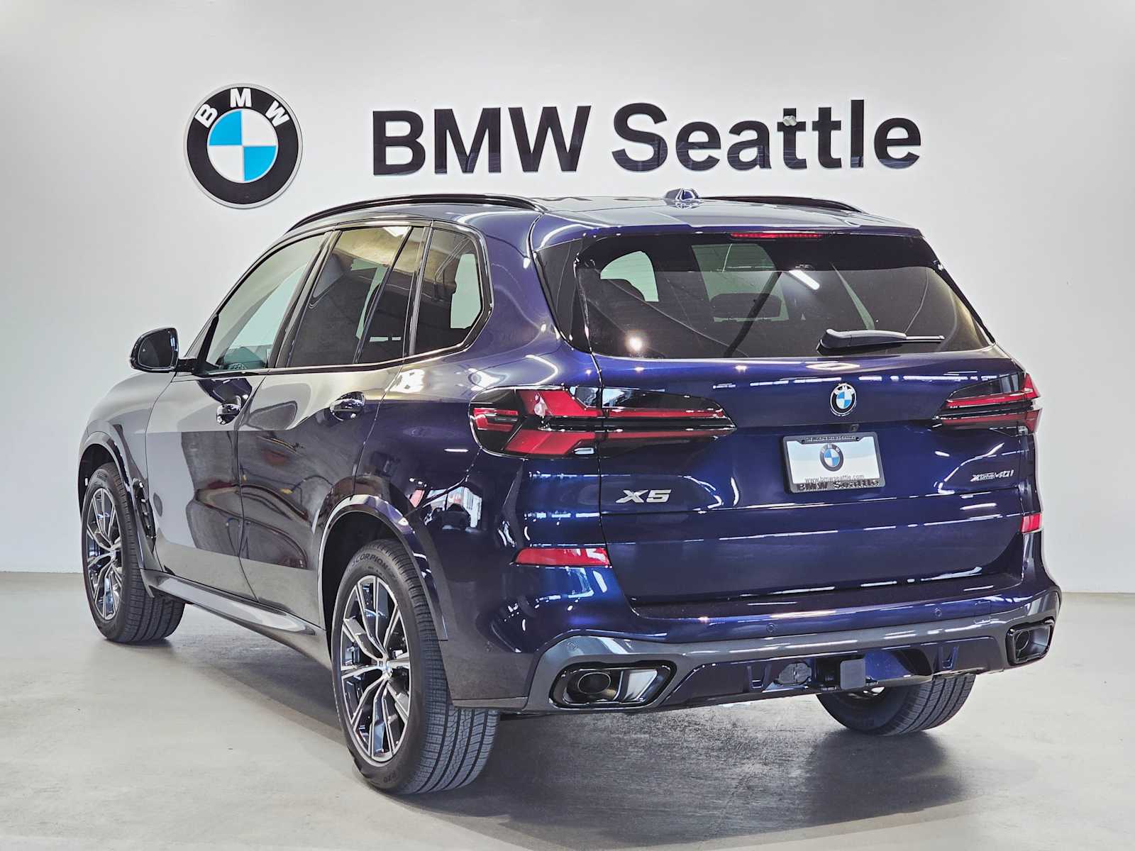 Thumbnail: 2026 BMW X5 - 4