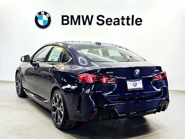 Thumbnail: 2025 BMW 2 Series - 4