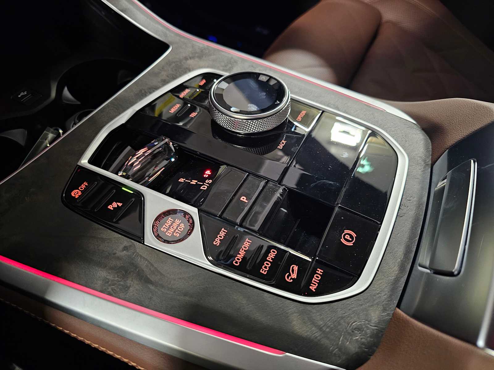 Thumbnail: 2026 BMW X5 - 21