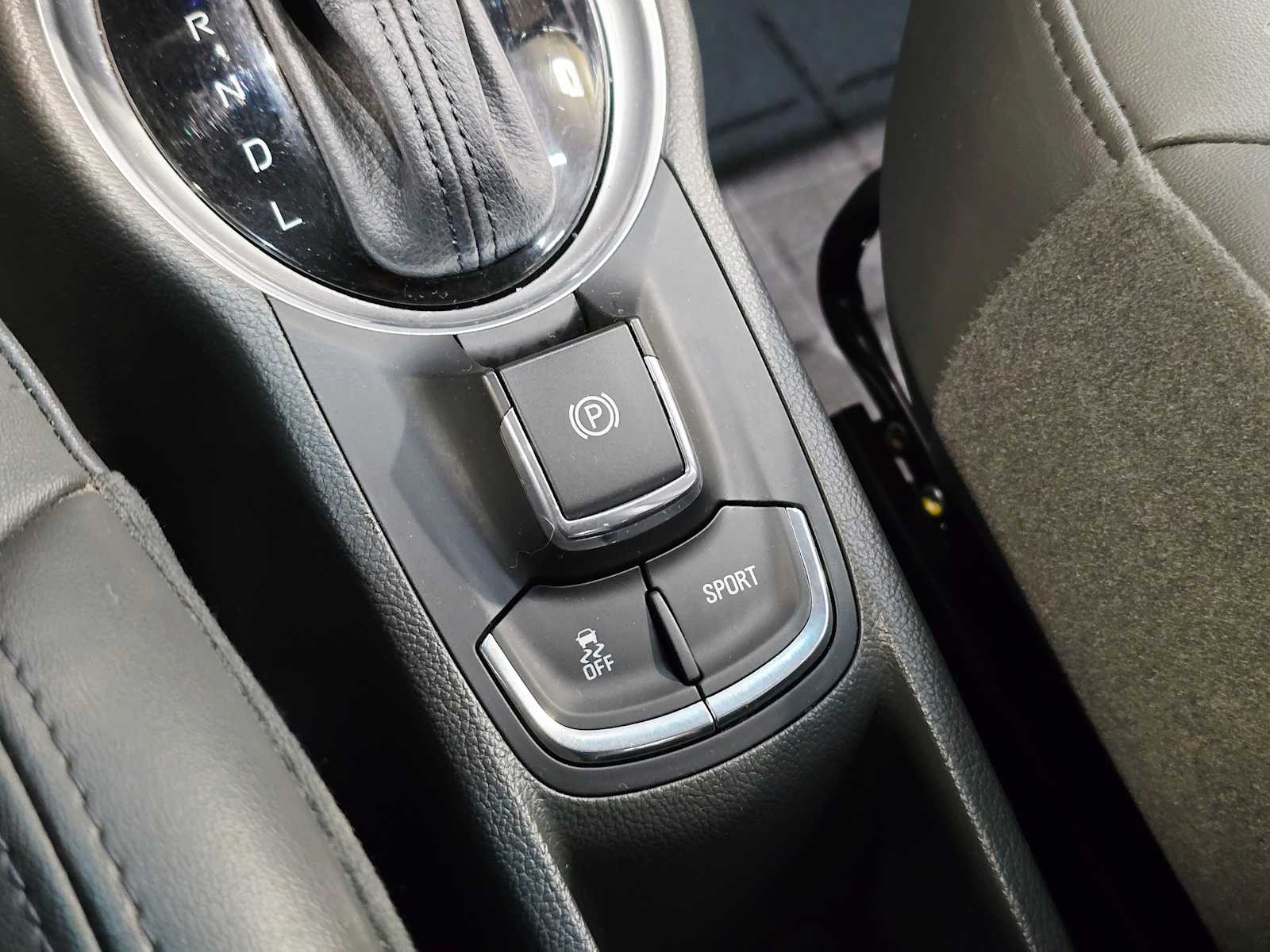 Thumbnail: 2015 Chevrolet Spark - 17