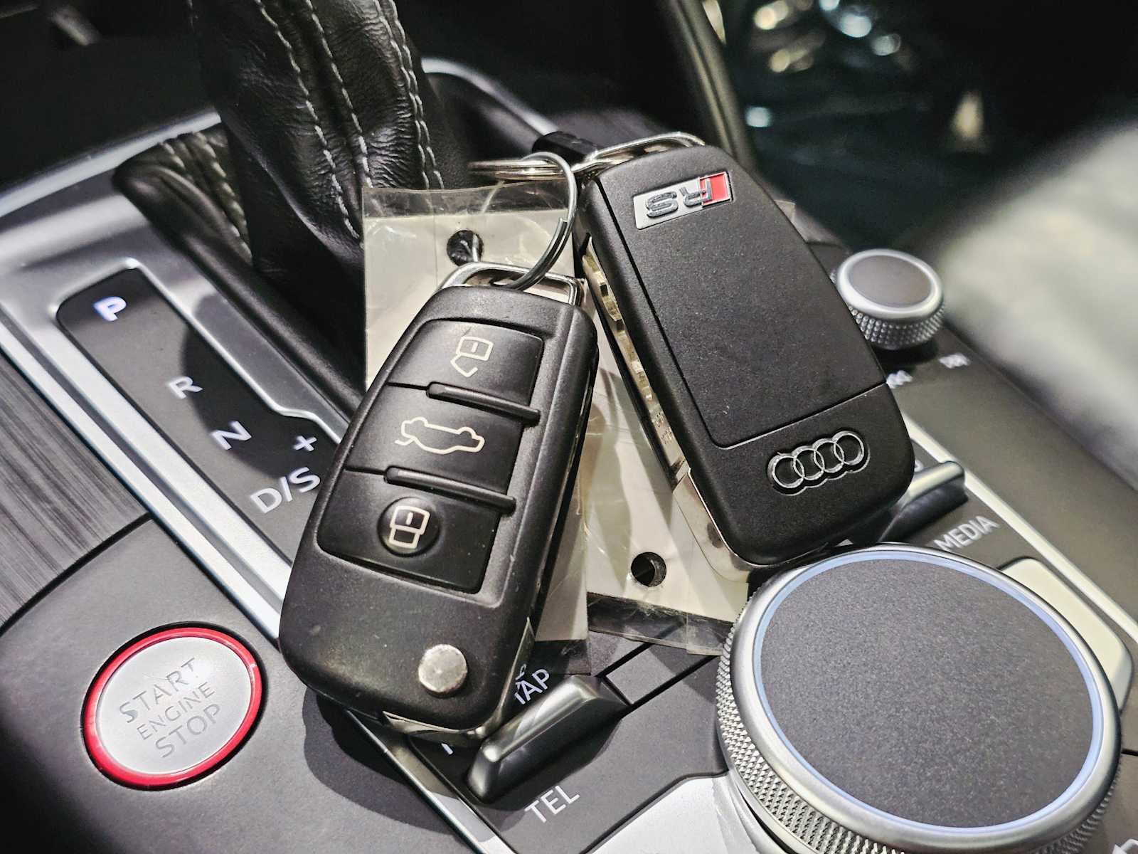 Thumbnail: 2017 Audi RS 3 - 30