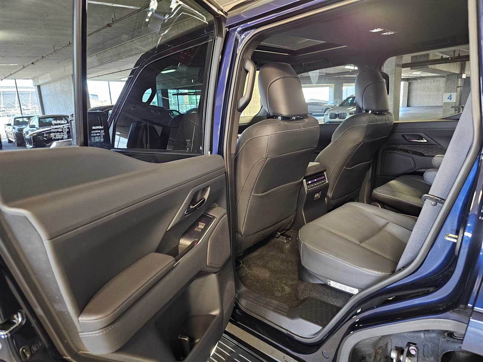 Thumbnail: 2024 Lexus GX - 34