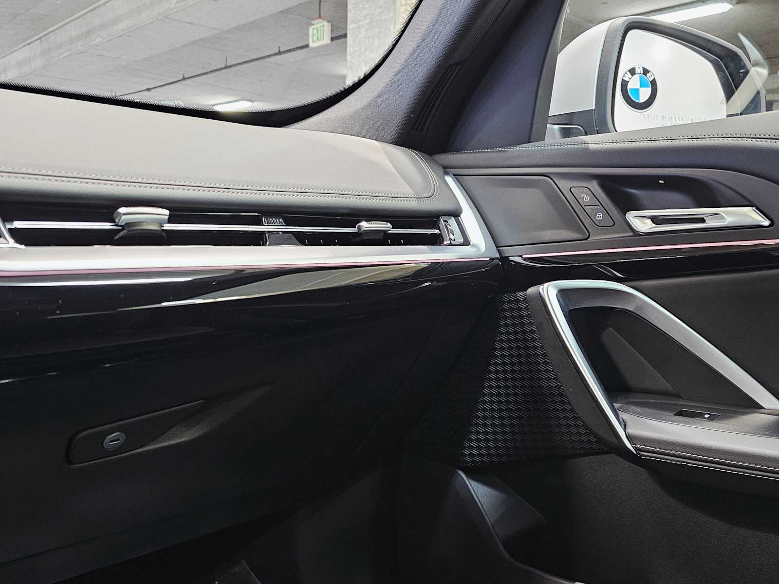 Thumbnail: 2024 BMW X1 - 20