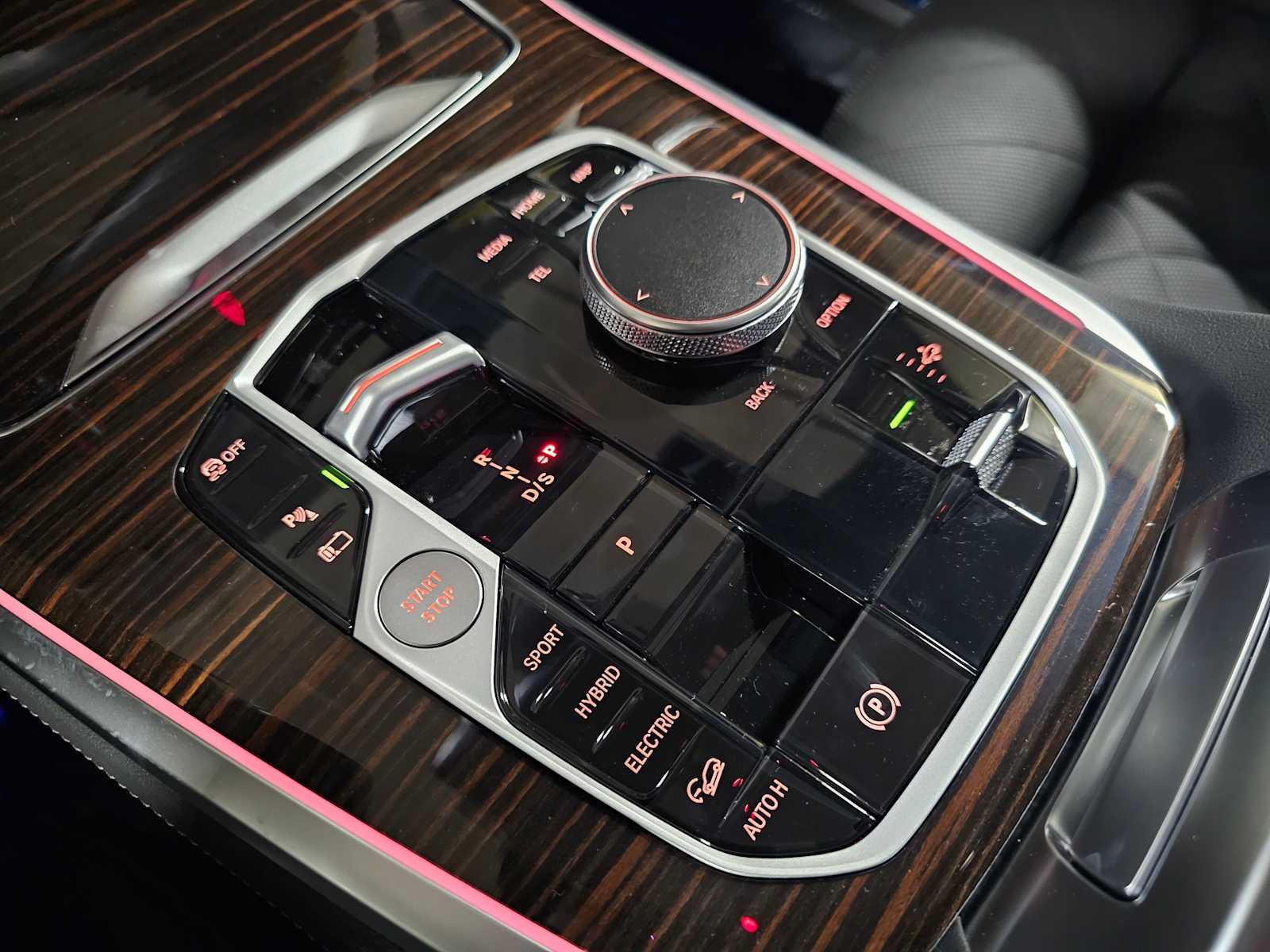 Thumbnail: 2026 BMW X5 - 21