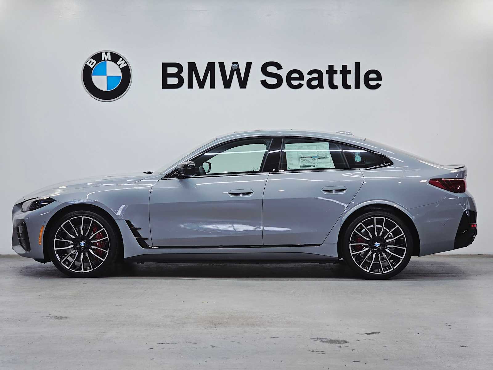 Thumbnail: 2025 BMW i4 - 3