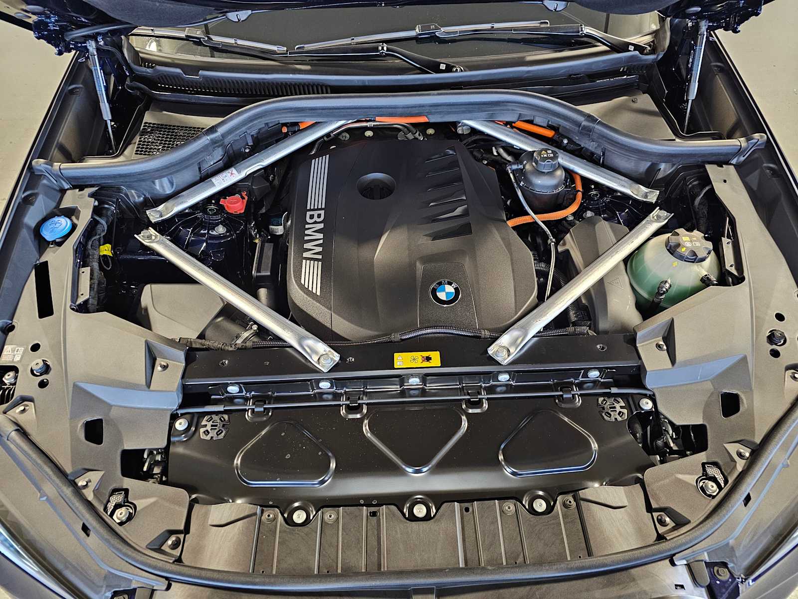 Thumbnail: 2026 BMW X5 - 9