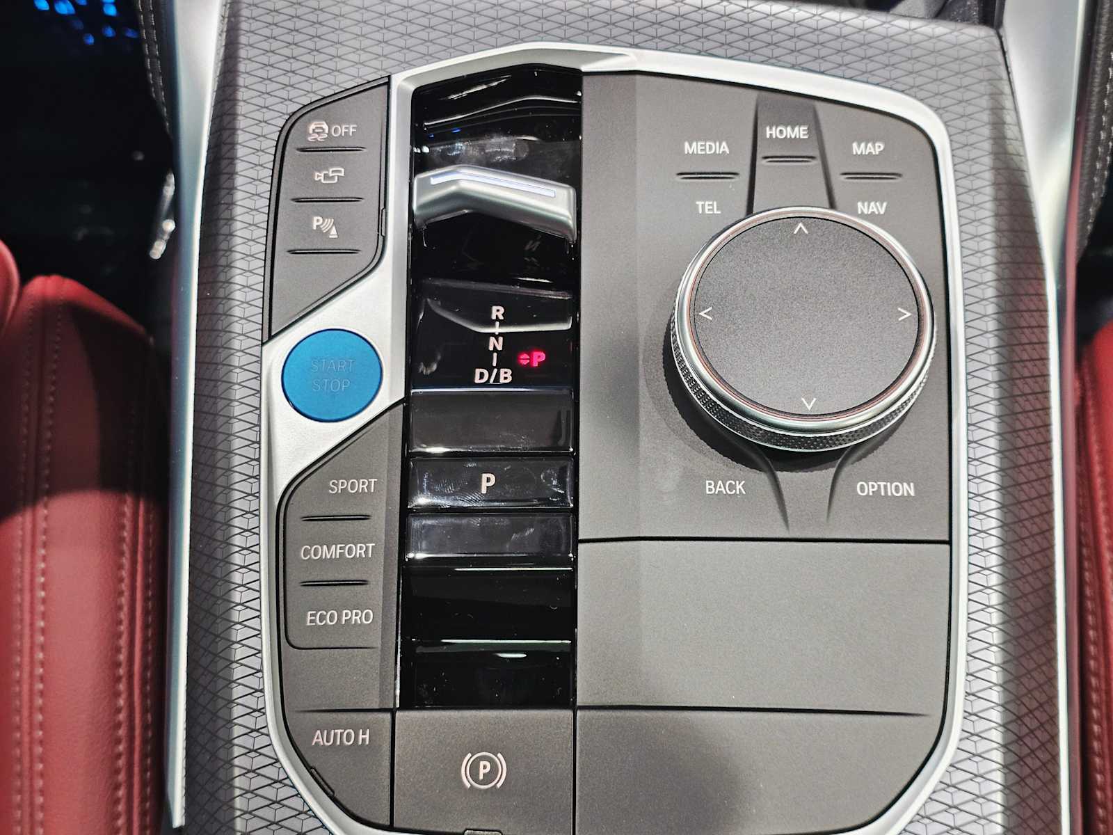 Thumbnail: 2025 BMW i4 - 18