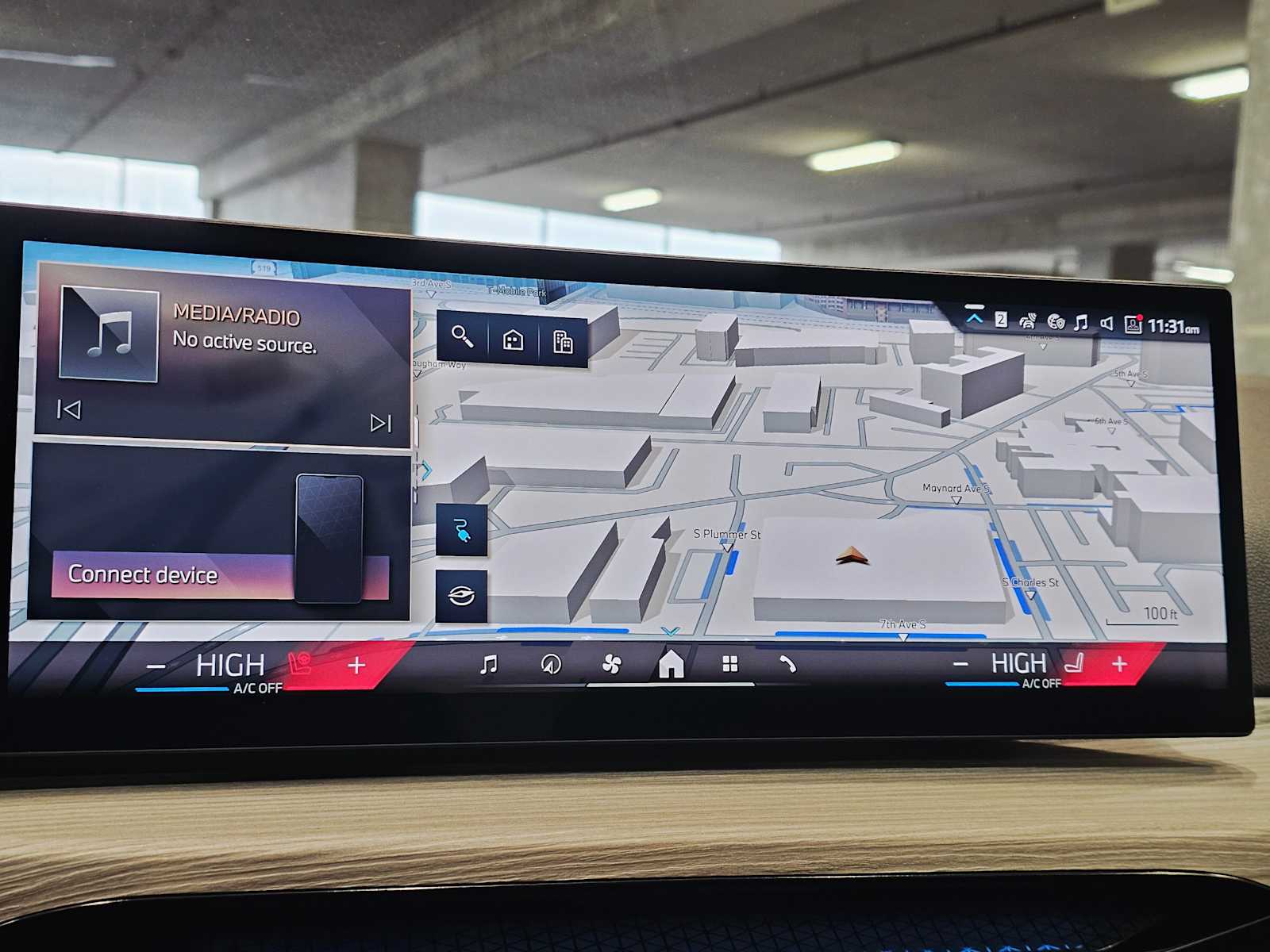 Thumbnail: 2025 BMW i4 - 14