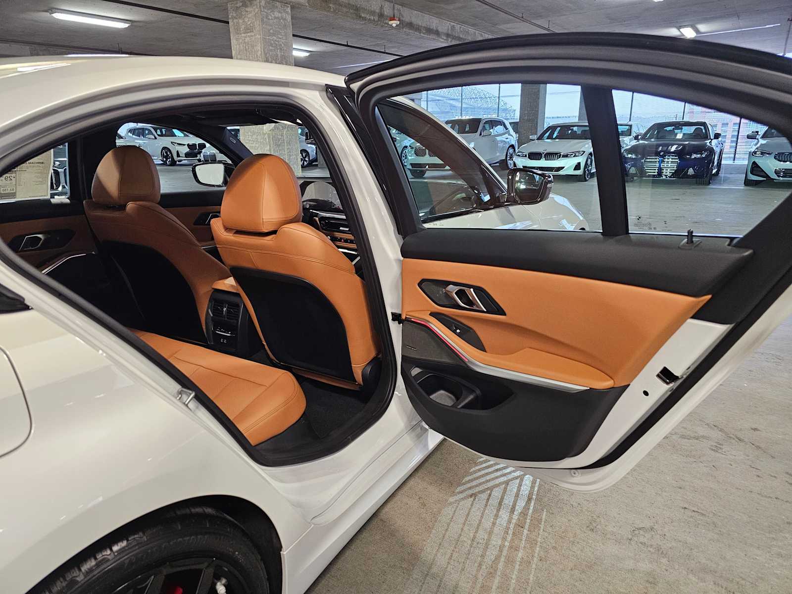 Thumbnail: 2026 BMW 3 Series - 37