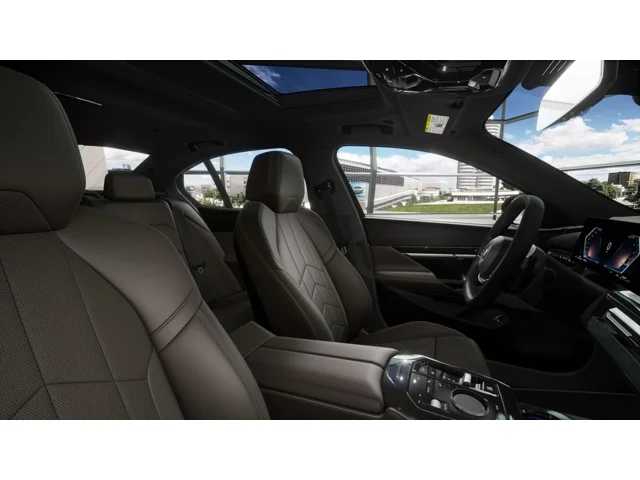 Thumbnail: 2026 BMW 5 Series - 9