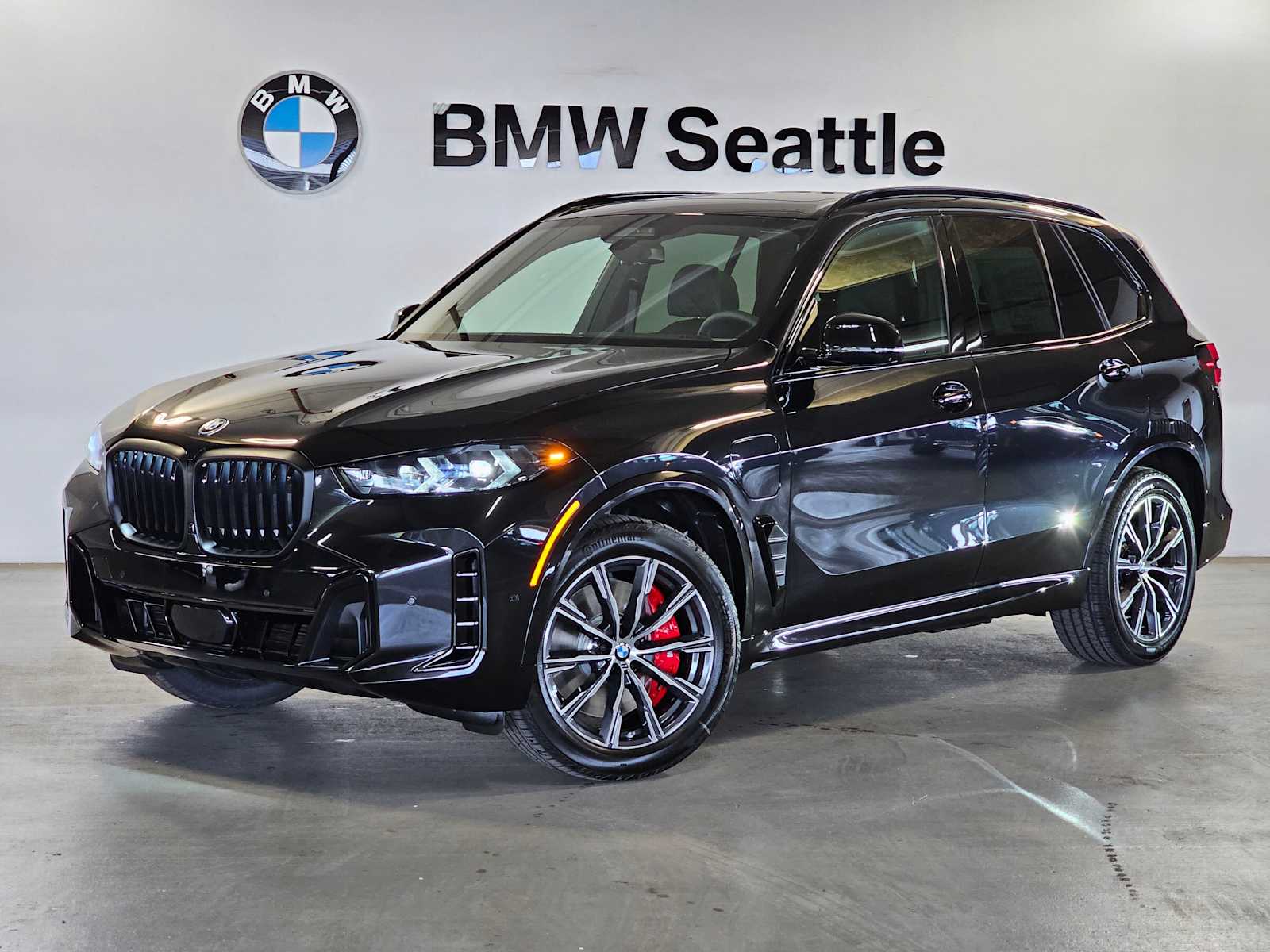 Thumbnail: 2026 BMW X5 - 1