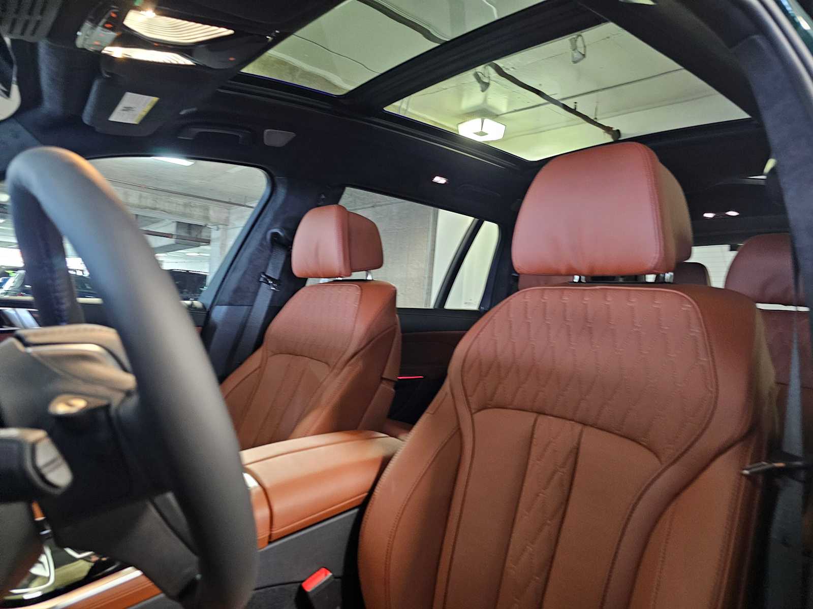 Thumbnail: 2026 BMW X7 - 35