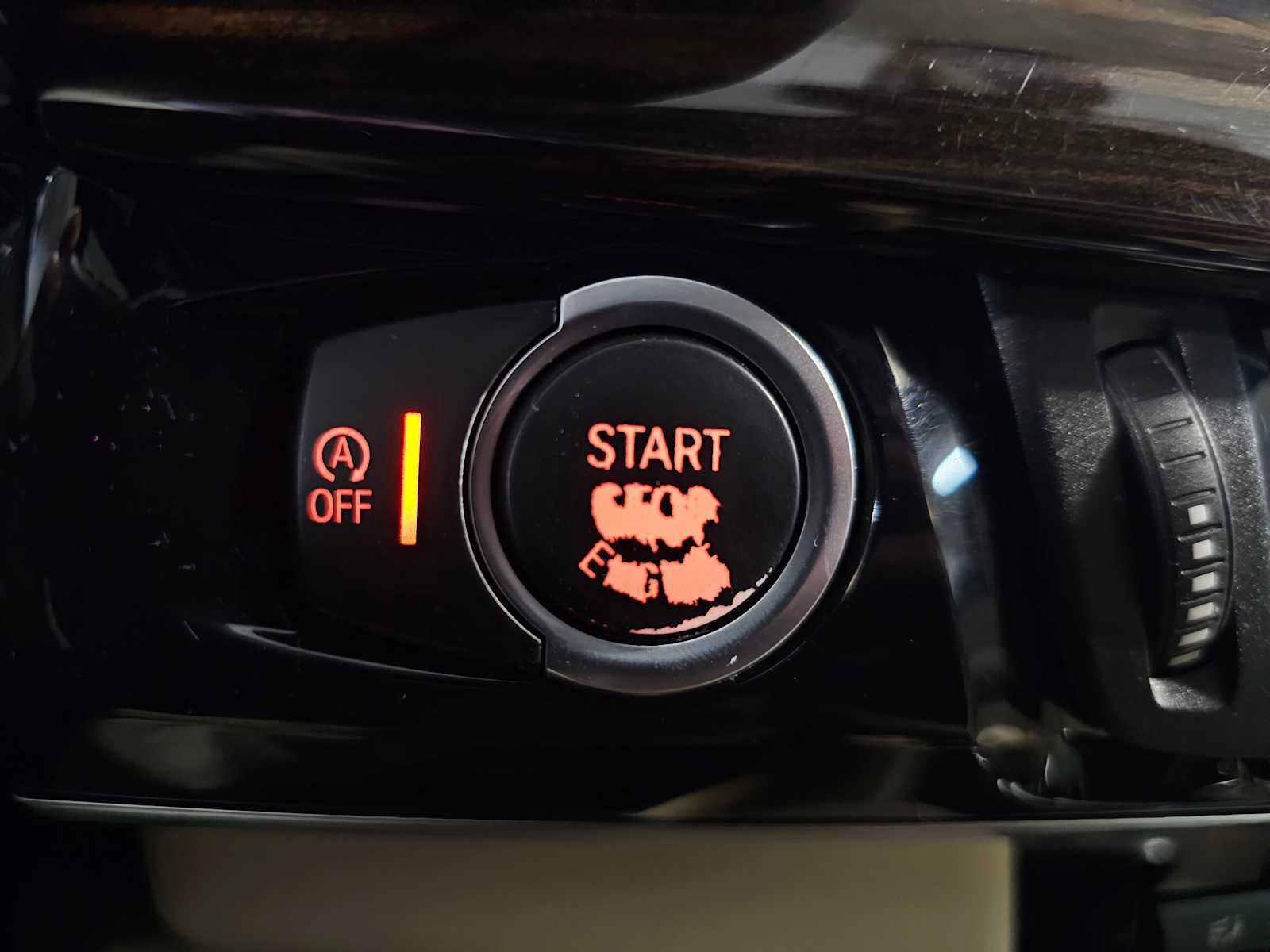 Thumbnail: 2019 BMW X6 - 19