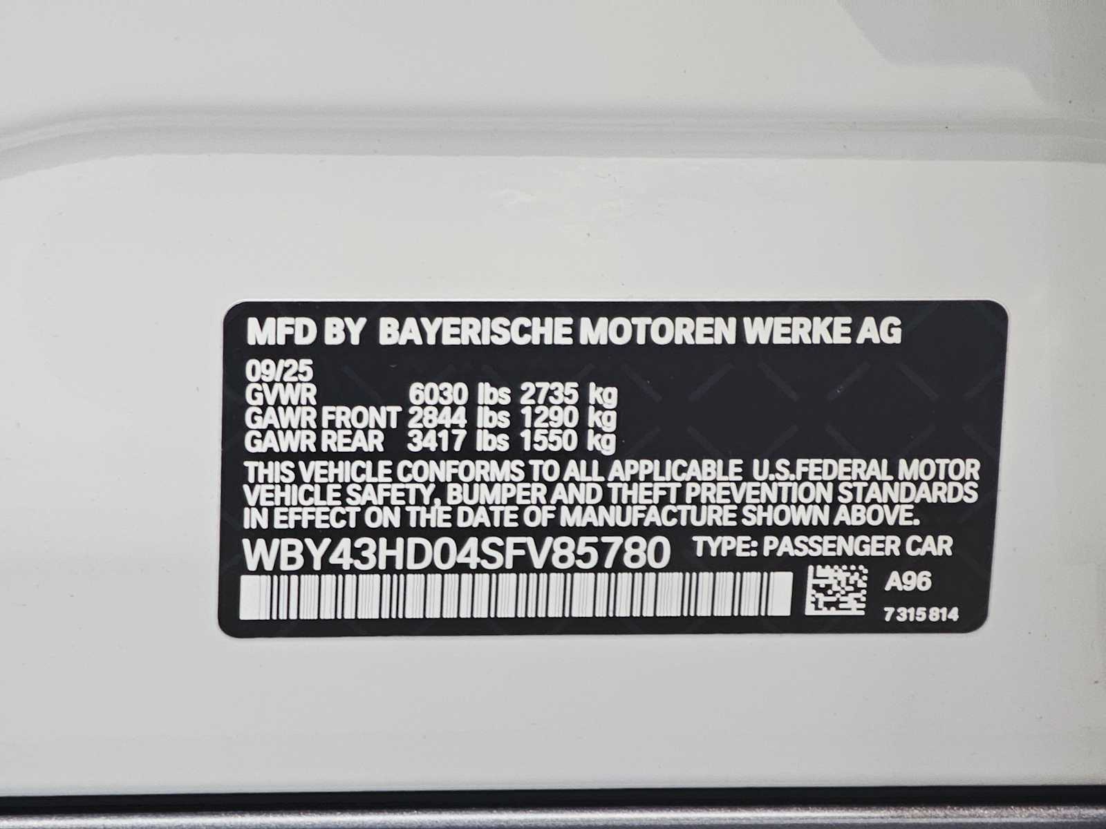 Thumbnail: 2025 BMW i4 - 29