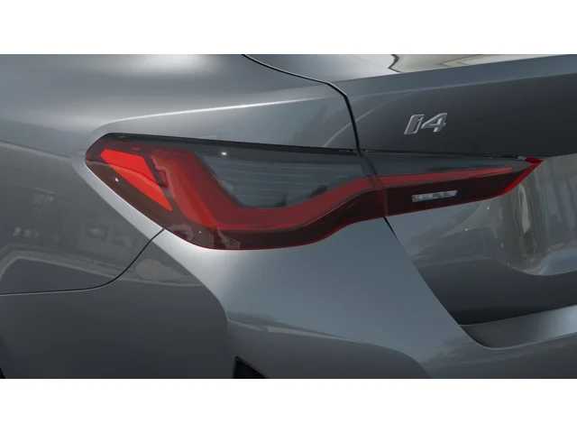 Thumbnail: 2026 BMW i4 - 8