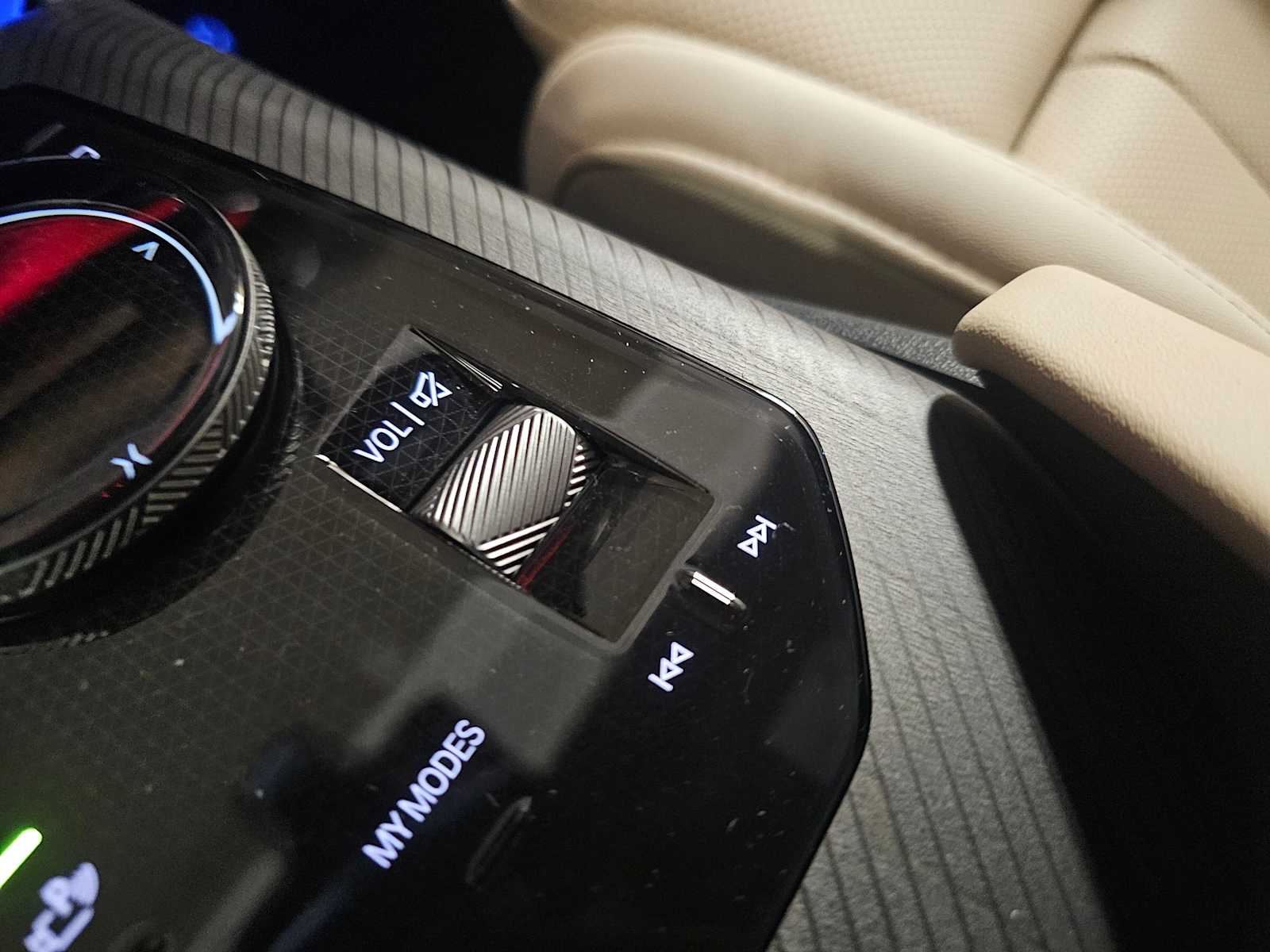 Thumbnail: 2026 BMW X3 - 23