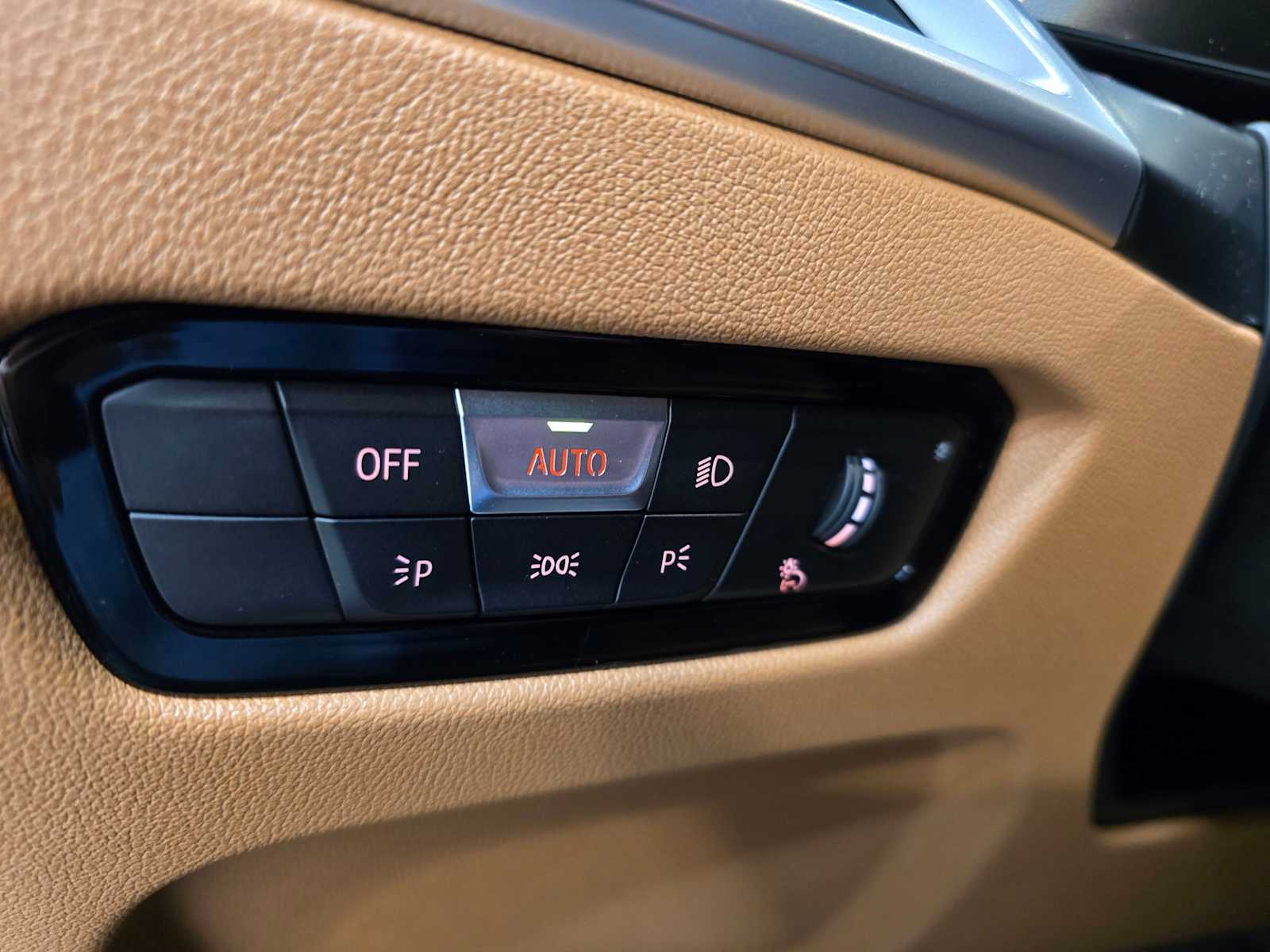 Thumbnail: 2026 BMW 4 Series - 19