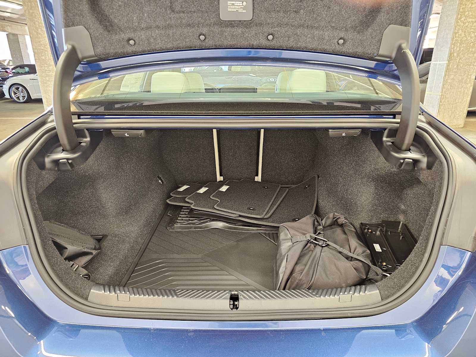 Thumbnail: 2026 BMW 5 Series - 28