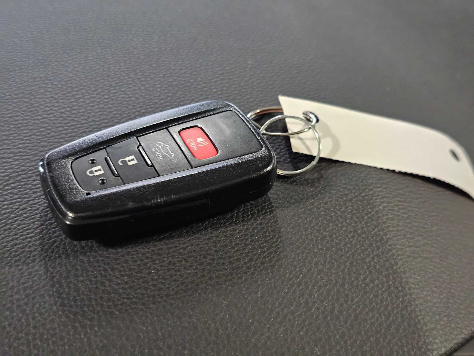 Thumbnail: 2021 Toyota RAV4 - 44