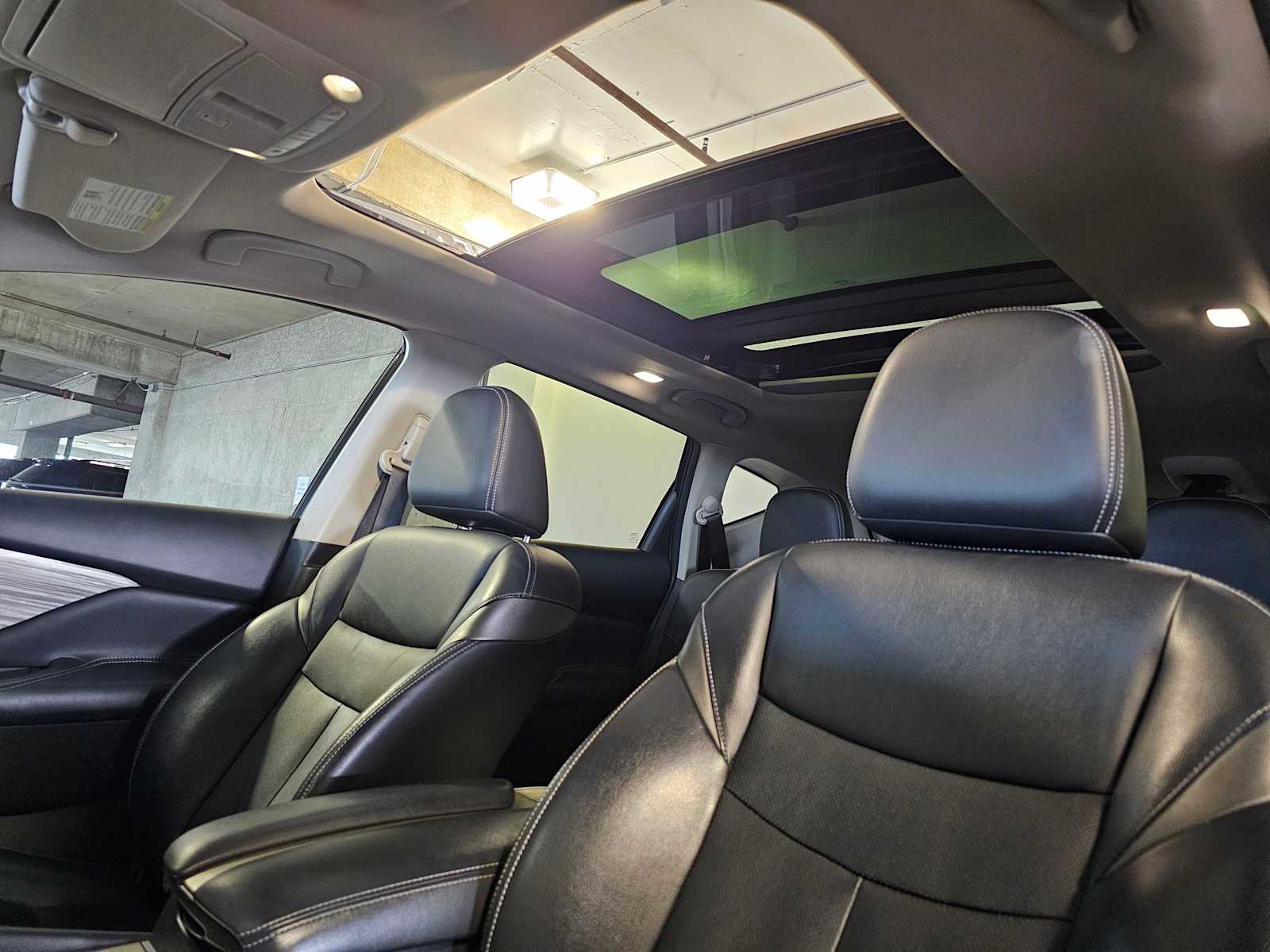 Thumbnail: 2017 Nissan Murano - 31