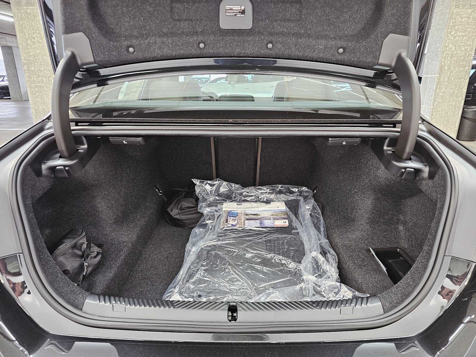 Thumbnail: 2026 BMW 5 Series - 28