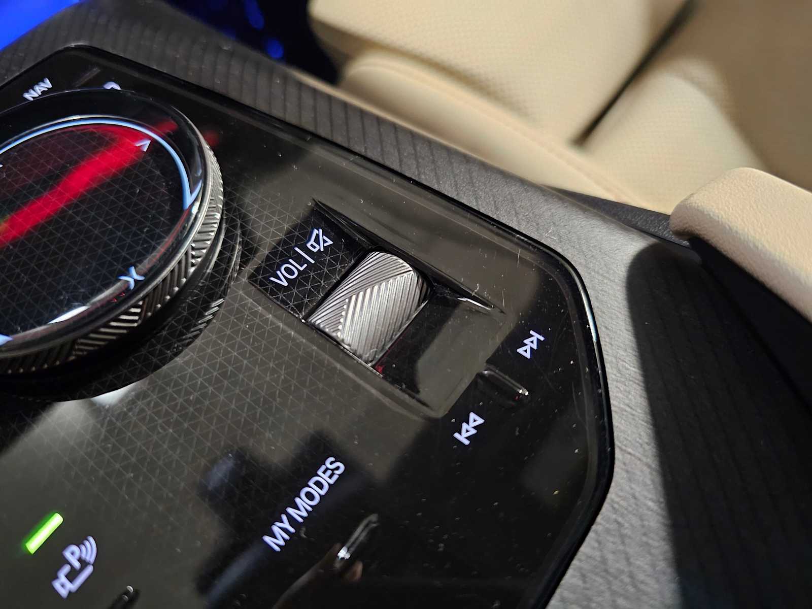 Thumbnail: 2025 BMW X3 - 24