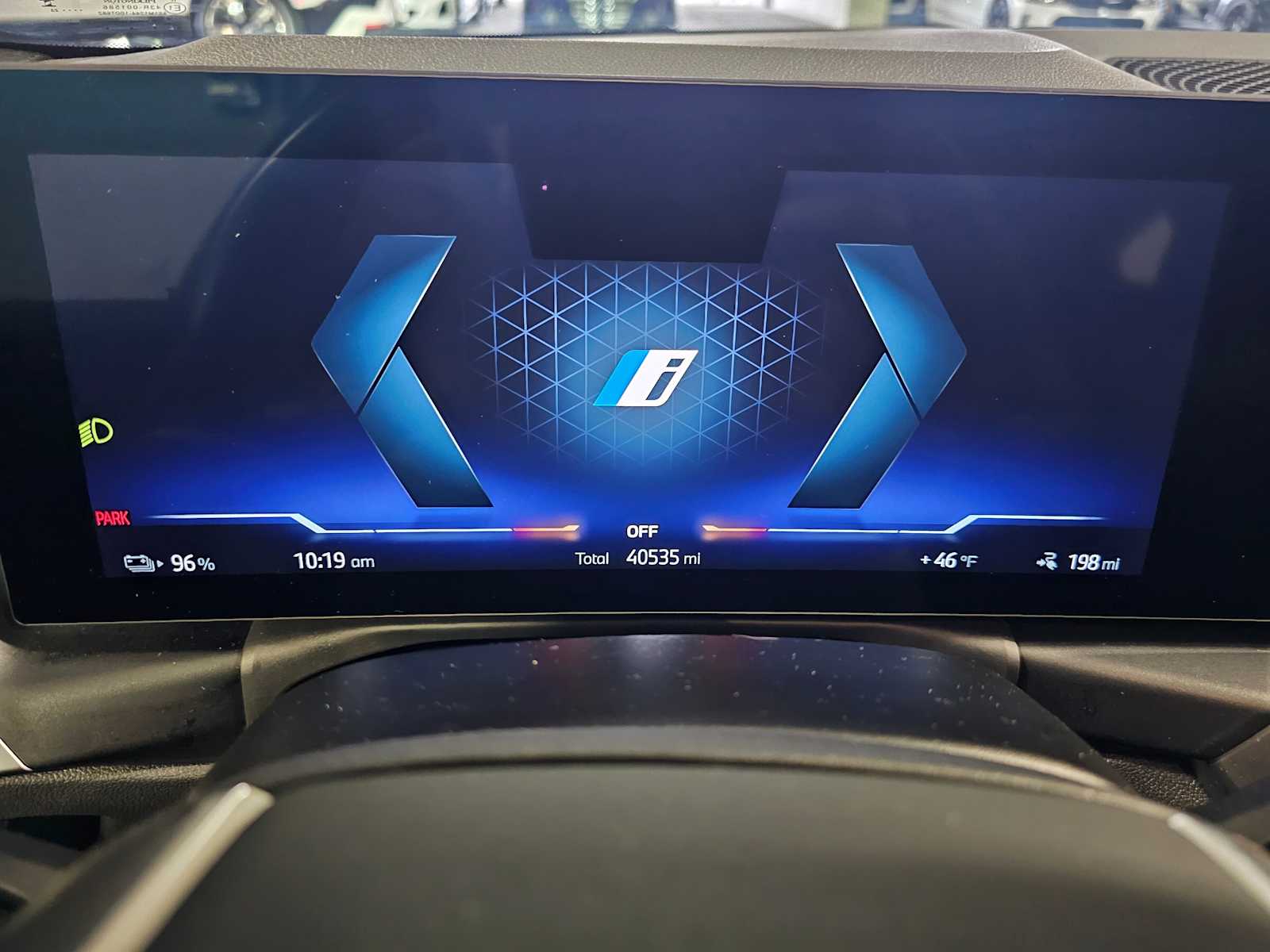 Thumbnail: 2023 BMW i4 - 12