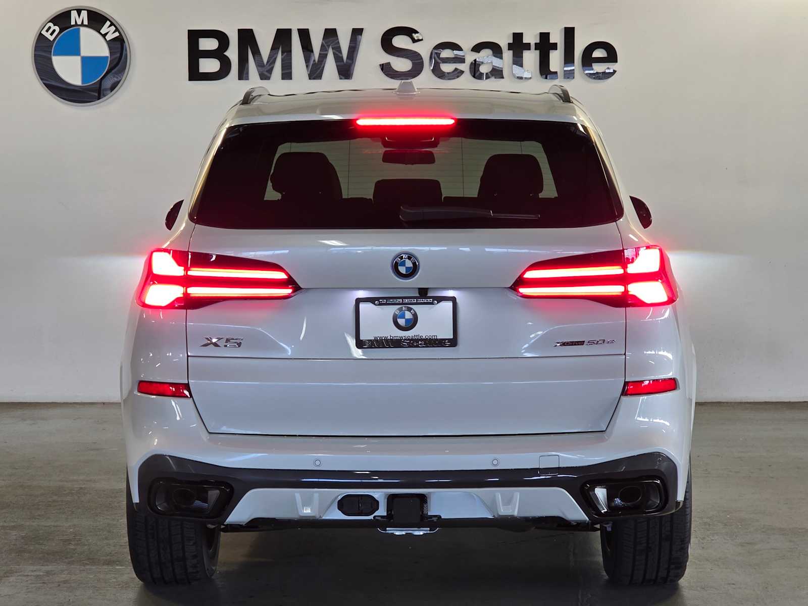 Thumbnail: 2026 BMW X5 - 5