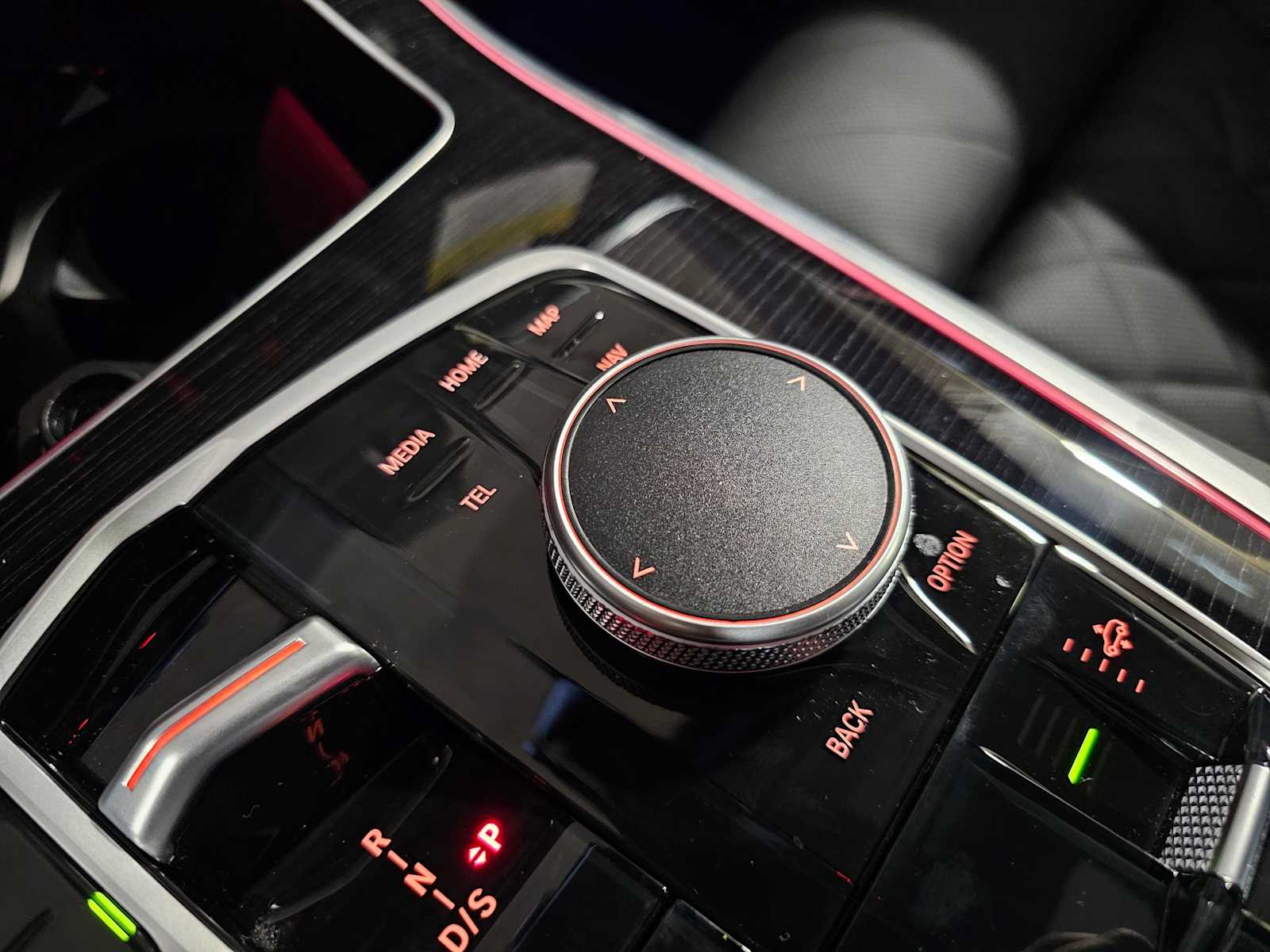 Thumbnail: 2026 BMW X5 - 25