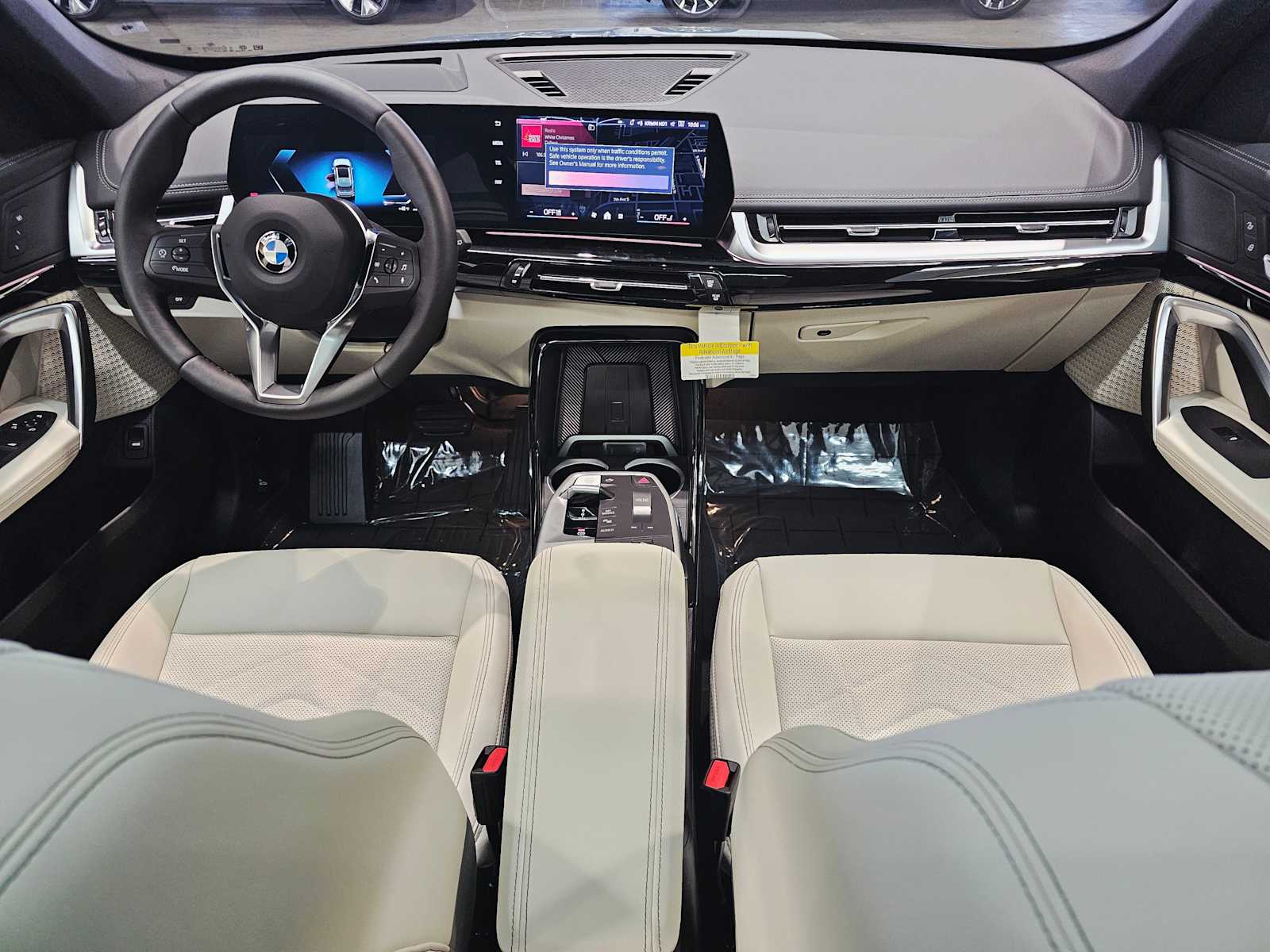 Thumbnail: 2026 BMW X1 - 10