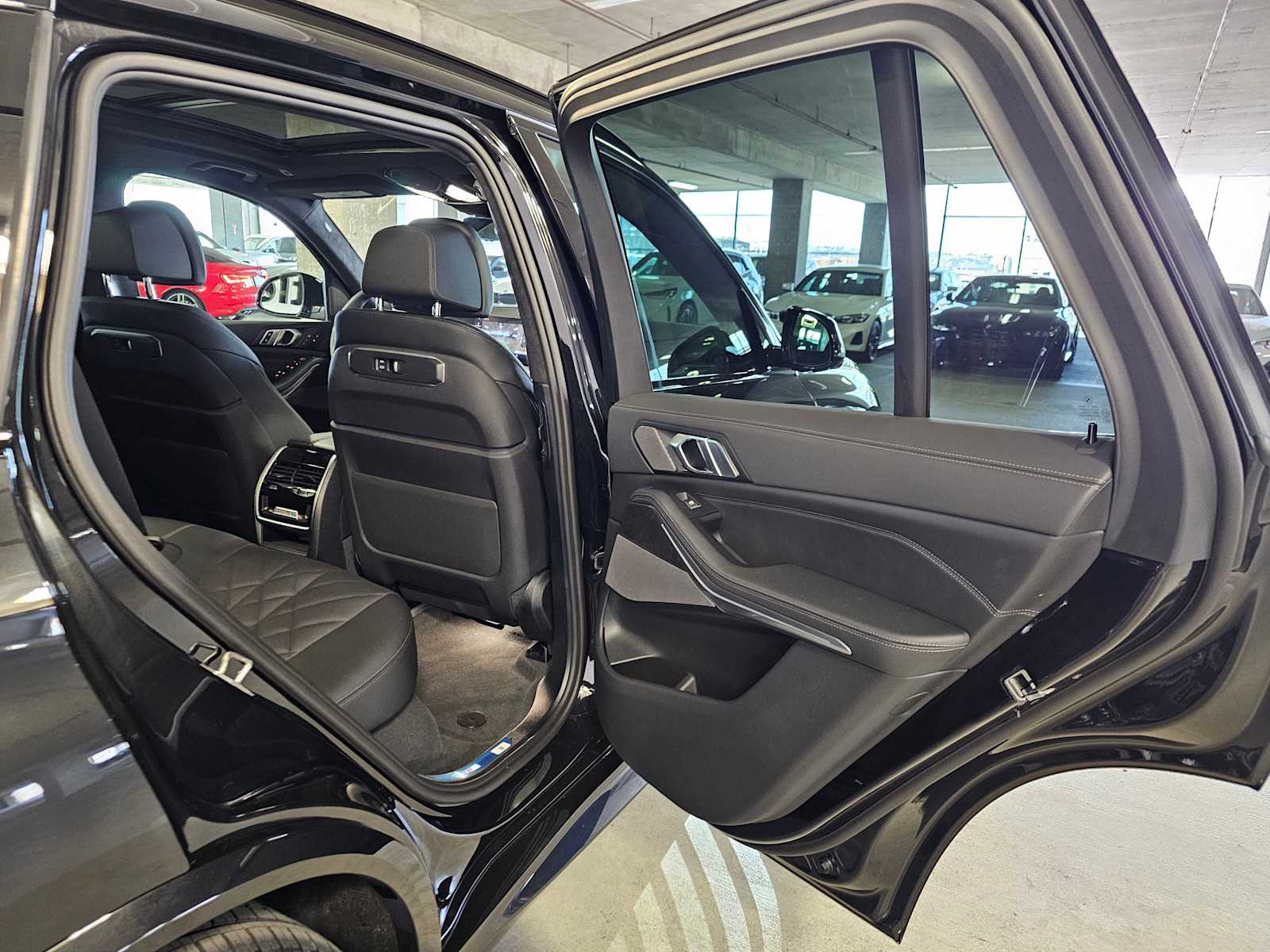 Thumbnail: 2026 BMW X5 - 38