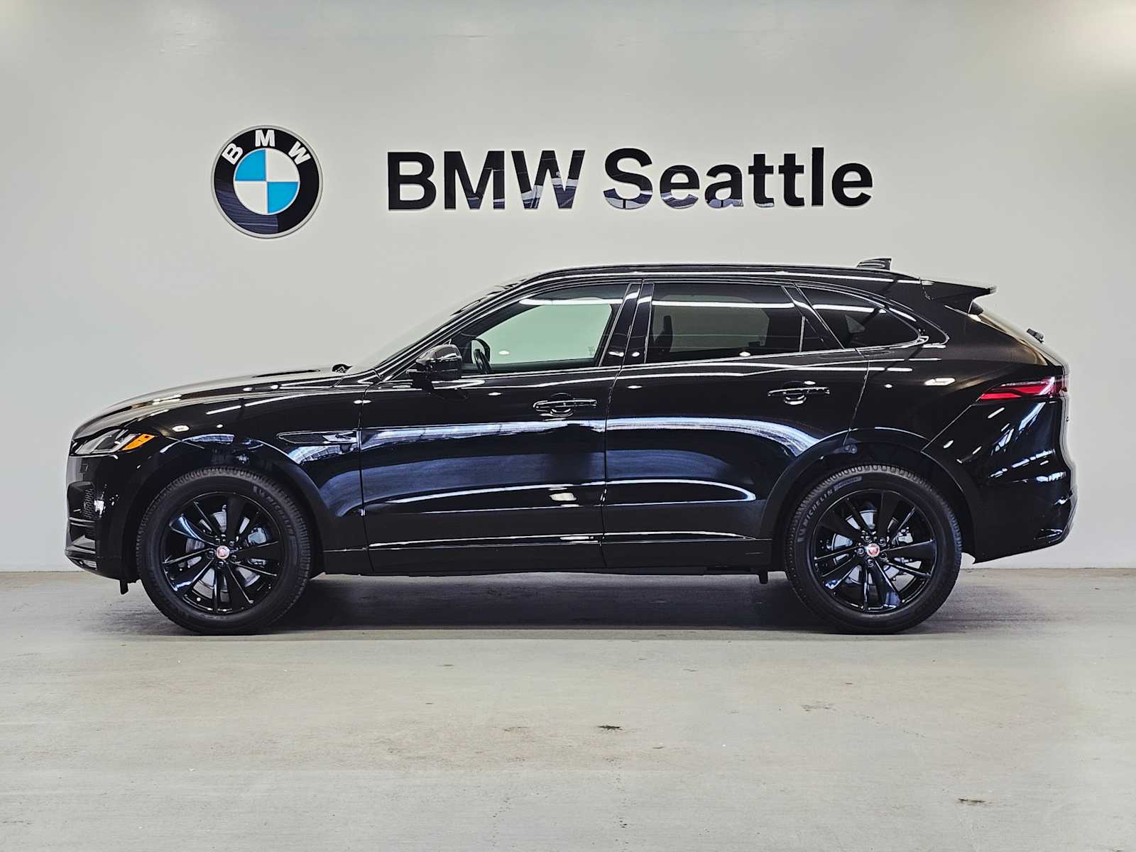 Thumbnail: 2022 Jaguar F-Pace - 3