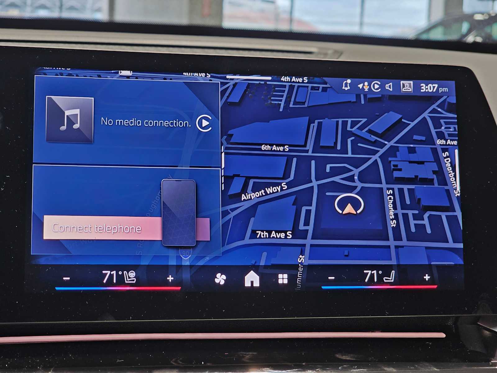 Thumbnail: 2025 BMW X1 - 14