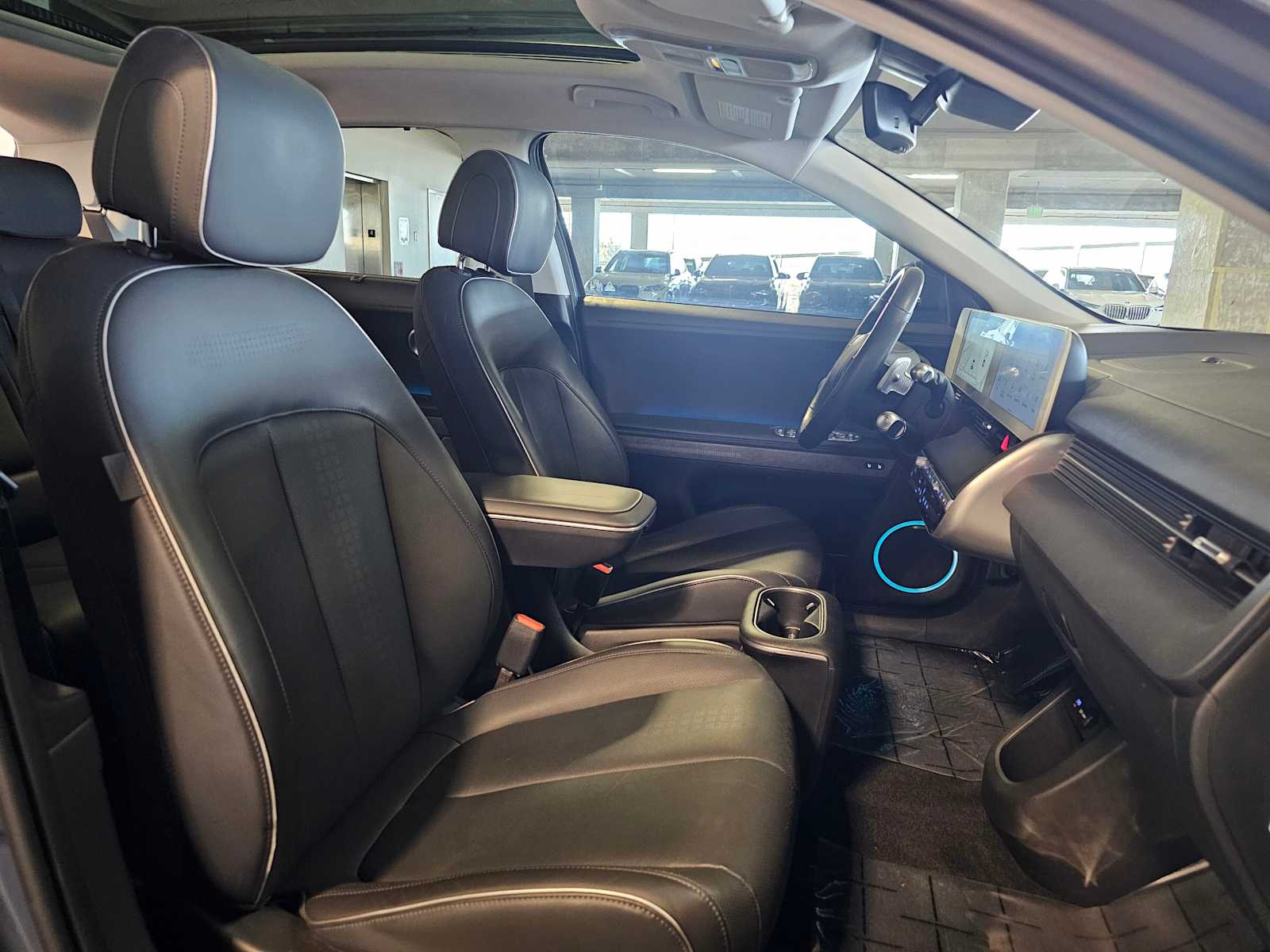 Thumbnail: 2023 Hyundai Ioniq 5 - 35