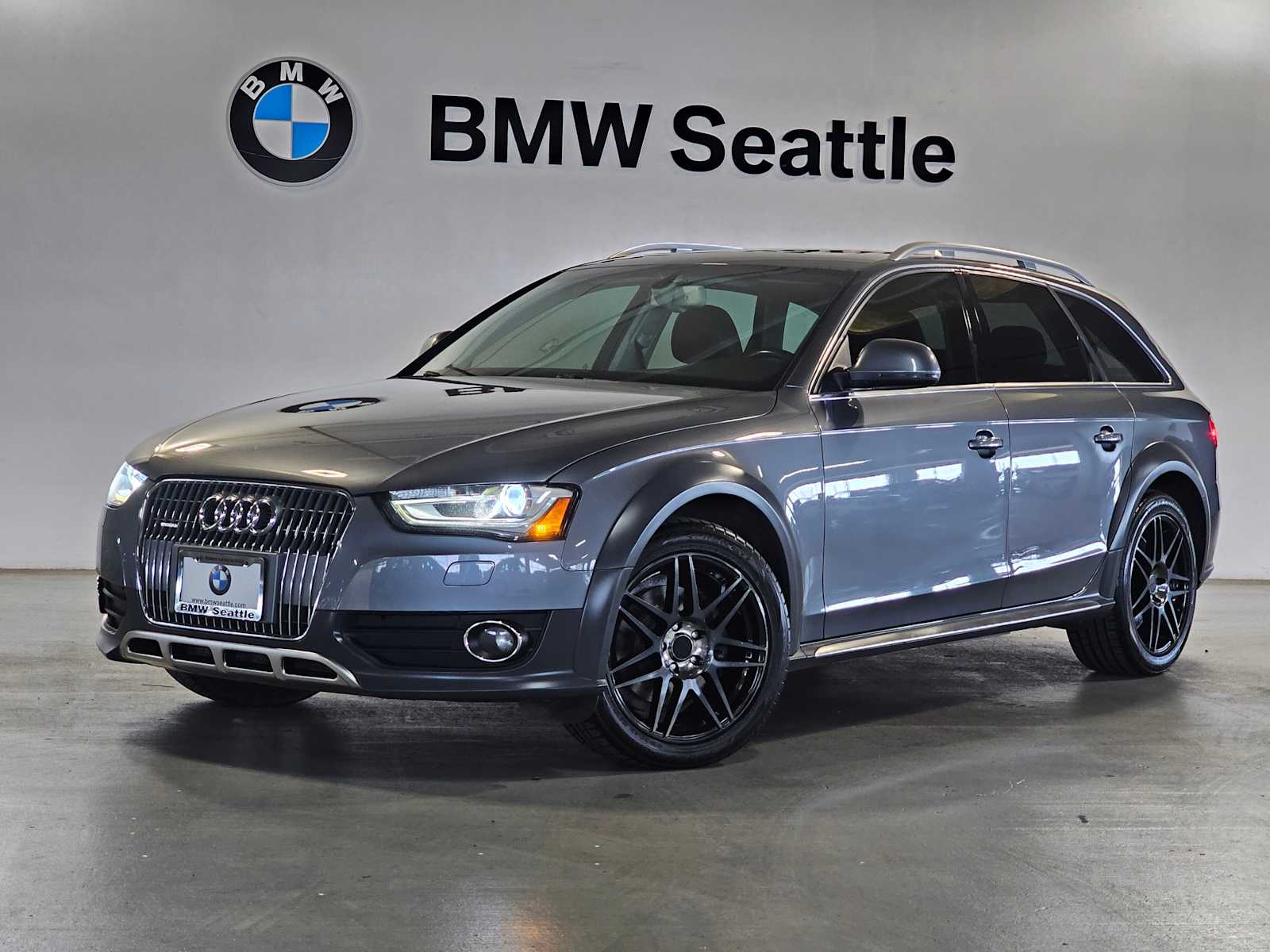 Thumbnail: 2013 Audi Allroad - 1